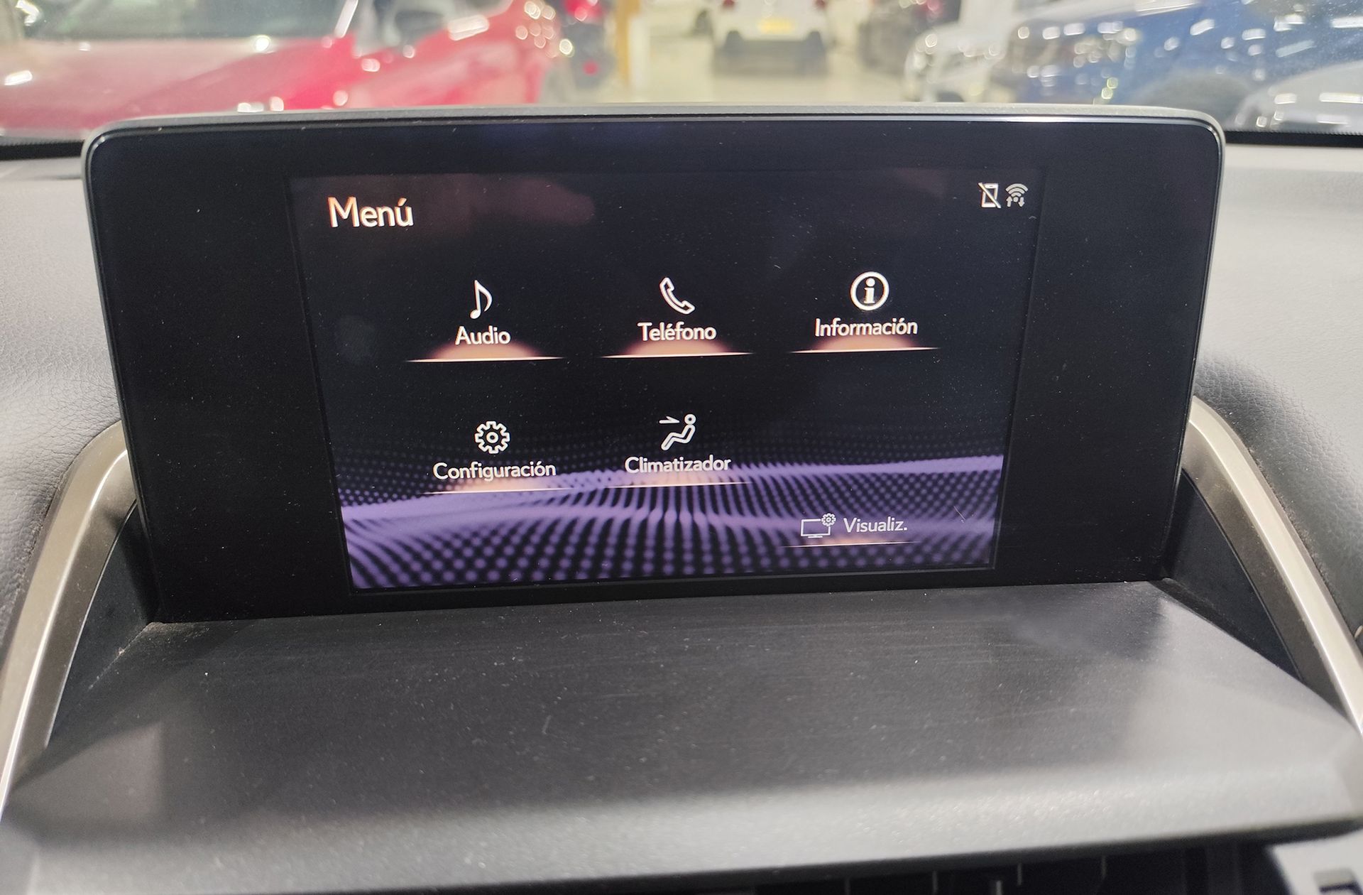 Lexus NX 300h Premium 2WD - foto 32