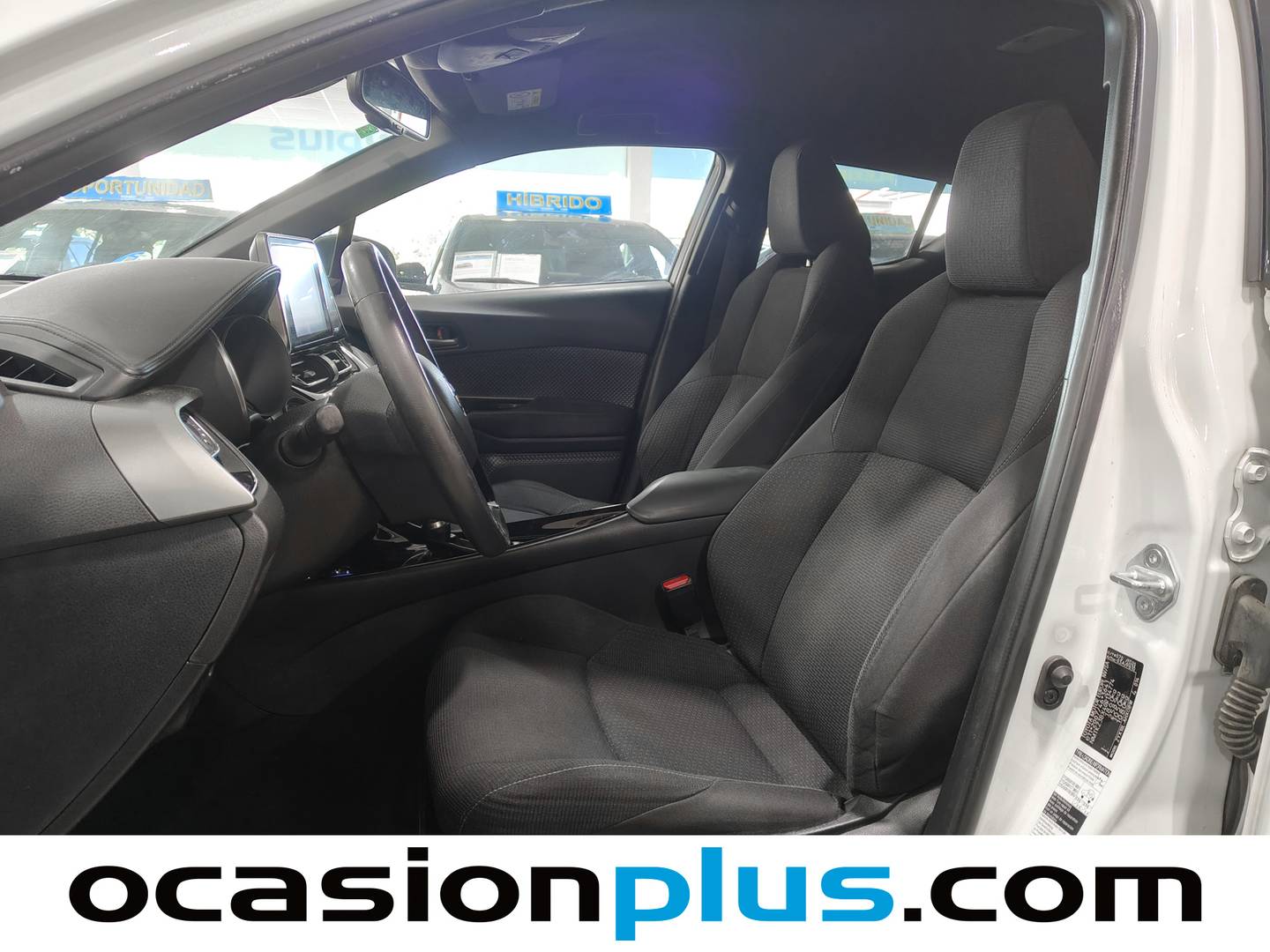 Foto asientos delanteros Toyota C-HR Toyota C-HR 1.8 125H Advance (122 CV)