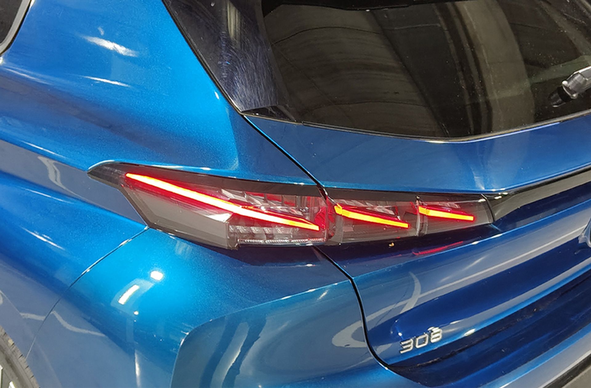 Peugeot 308 PureTech 130 GT EAT8 - foto 19