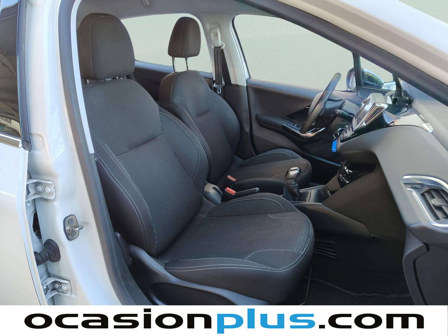 Peugeot 208 Peugeot 208 1.2 PureTech Allure (82 CV) de segunda mano