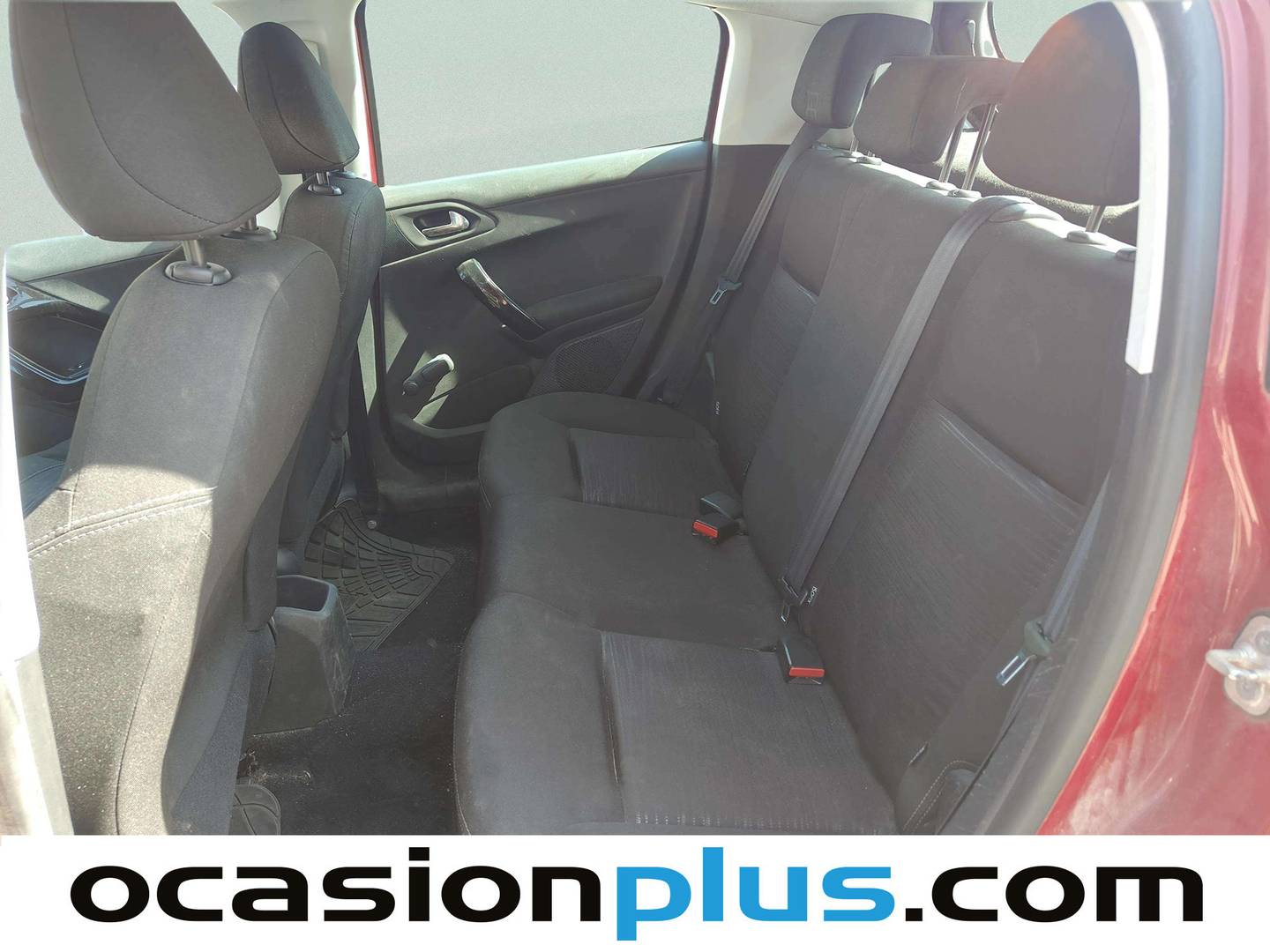 Foto asientos traseros Peugeot 208 Peugeot 208 1.4 HDi Access (68 CV)