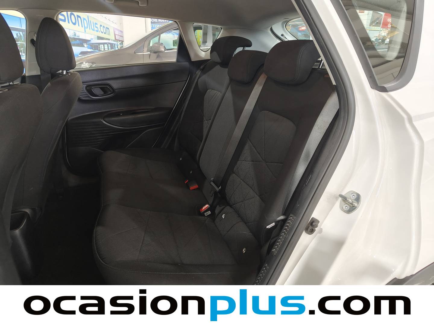 Foto asientos traseros Hyundai Bayon Hyundai Bayon 1.0 TGDI 48V Maxx (100 CV)