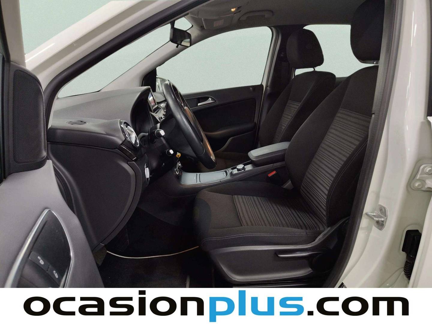 Foto asientos delanteros Mercedes Clase B Mercedes Clase B B 180 CDI (109 CV)