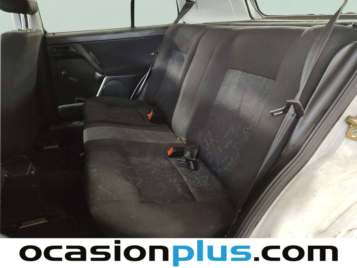 Foto asientos traseros Volkswagen Golf Volkswagen Golf 1.6 S (75 CV)