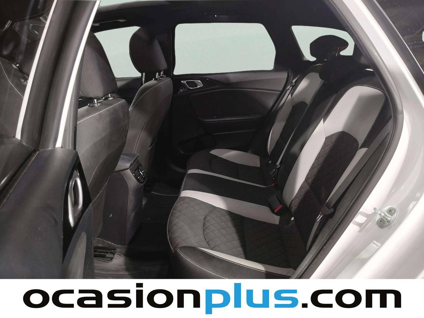 Foto asientos traseros KIA Ceed Tourer KIA Ceed Tourer 1.5 MHEV GT Line DCT (160 CV)