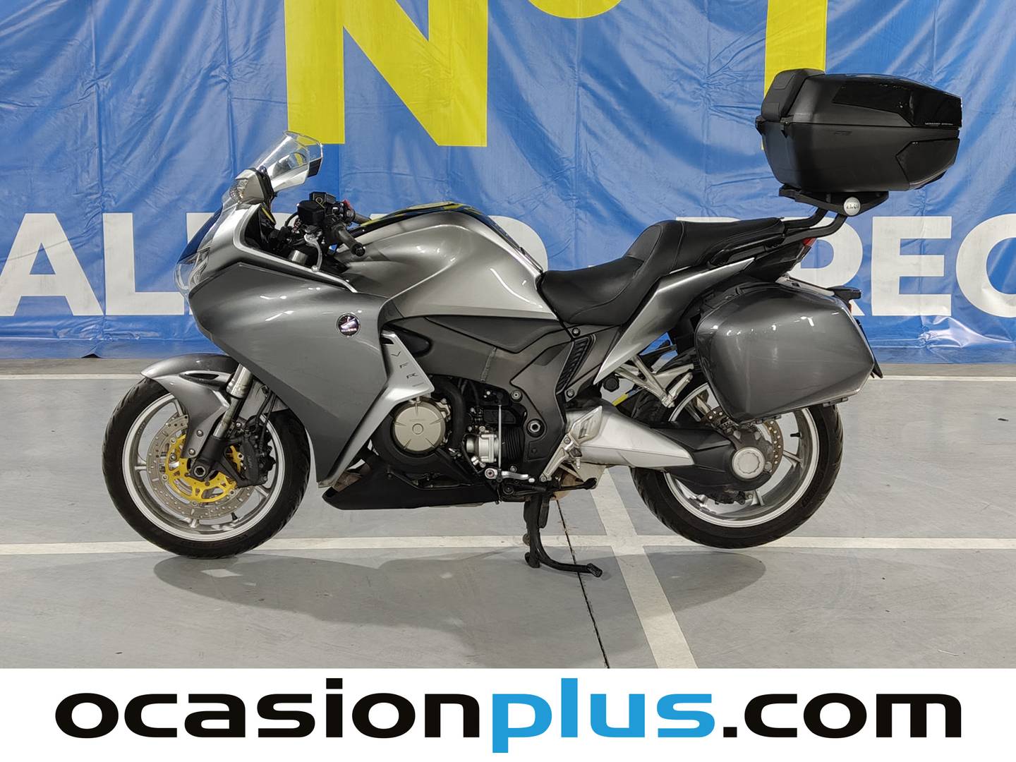 Foto Honda VFR1200F Honda VFR1200F VFR1200F (174 CV)