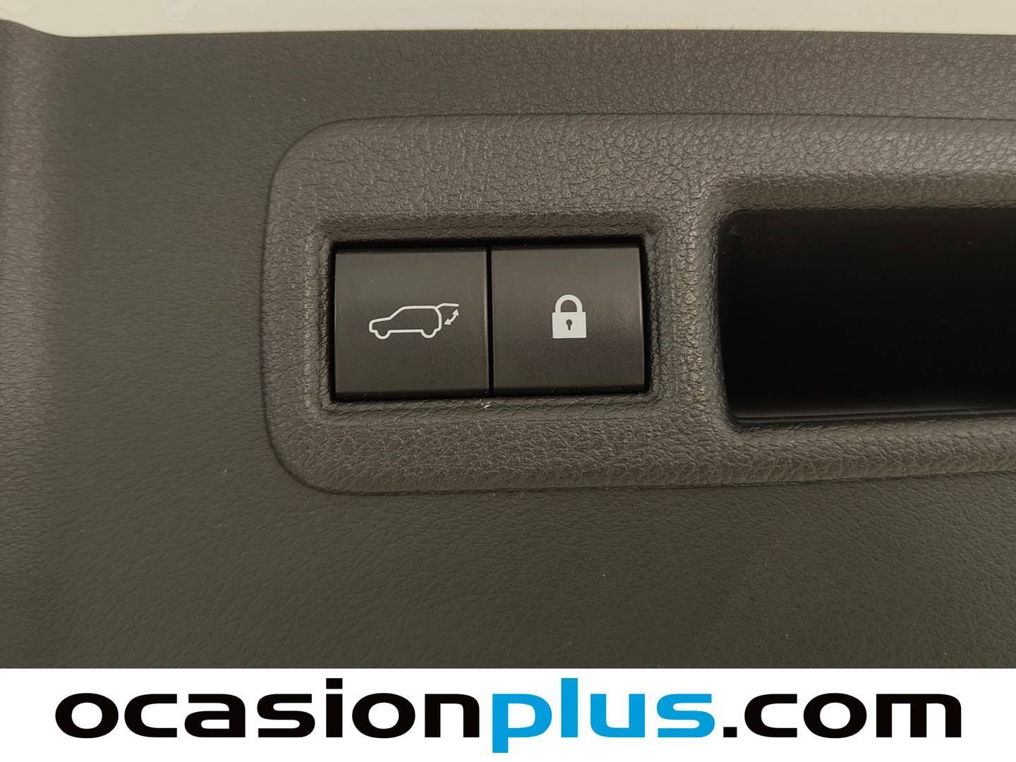 Acabados Lexus NX Lexus NX 300h Premium 2WD (197 CV)