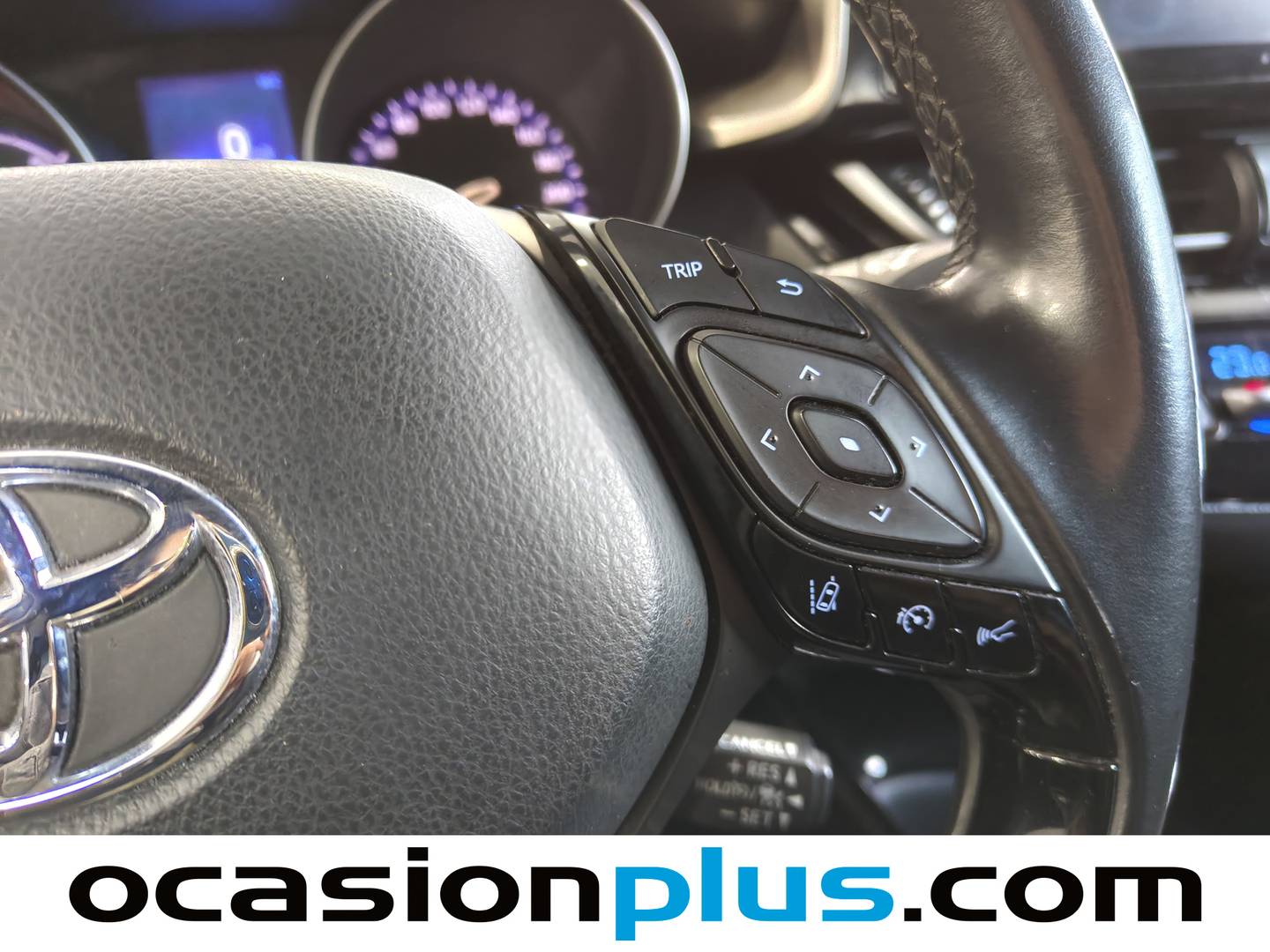 Foto Toyota C-HR Toyota C-HR 1.8 125H Advance (122 CV)