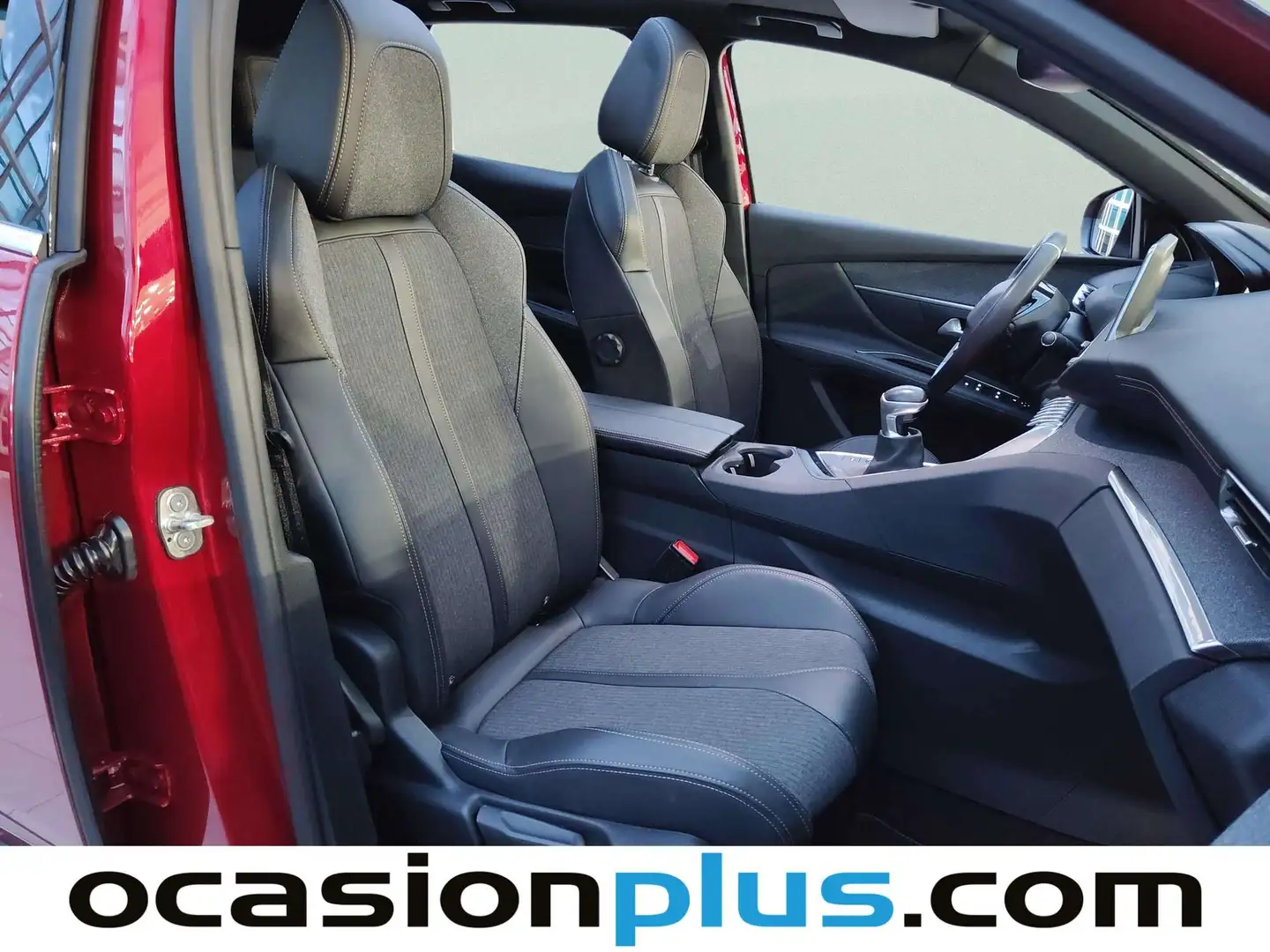 Foto Peugeot 3008 Peugeot 3008 PureTech 130 S&S GT Line (130 CV)