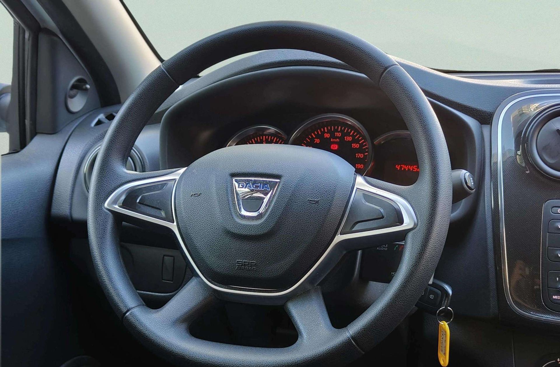 Dacia Sandero Essential 1.0 - foto 18