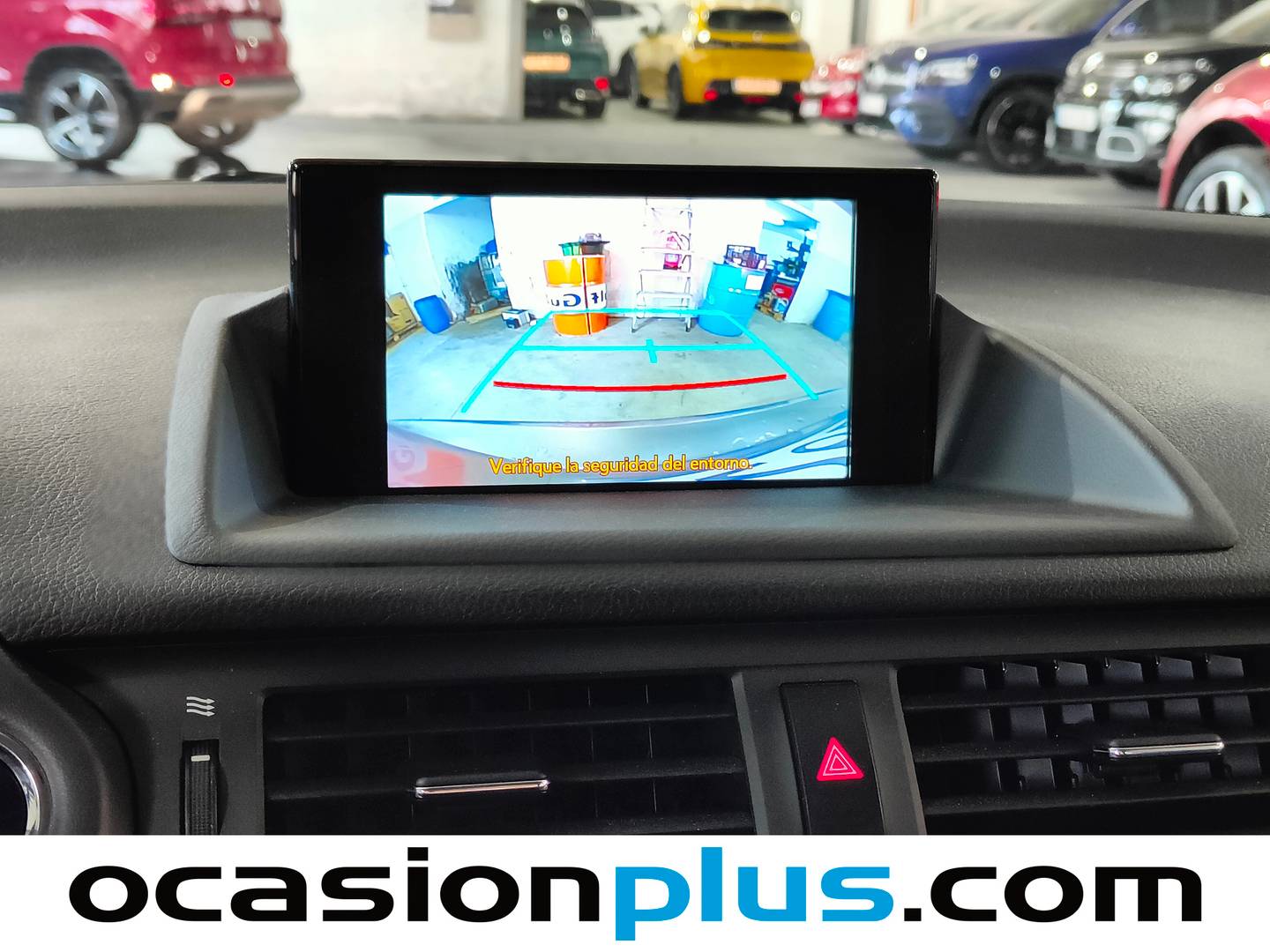 Foto Lexus CT Lexus CT 200h Business  (136 CV)