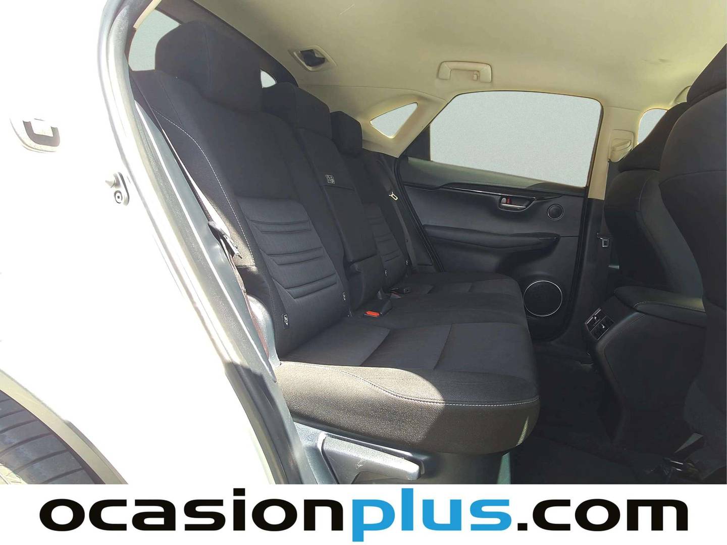 Foto Lexus NX Lexus NX 300h Business Navigation 2WD (197 CV) siete plazas