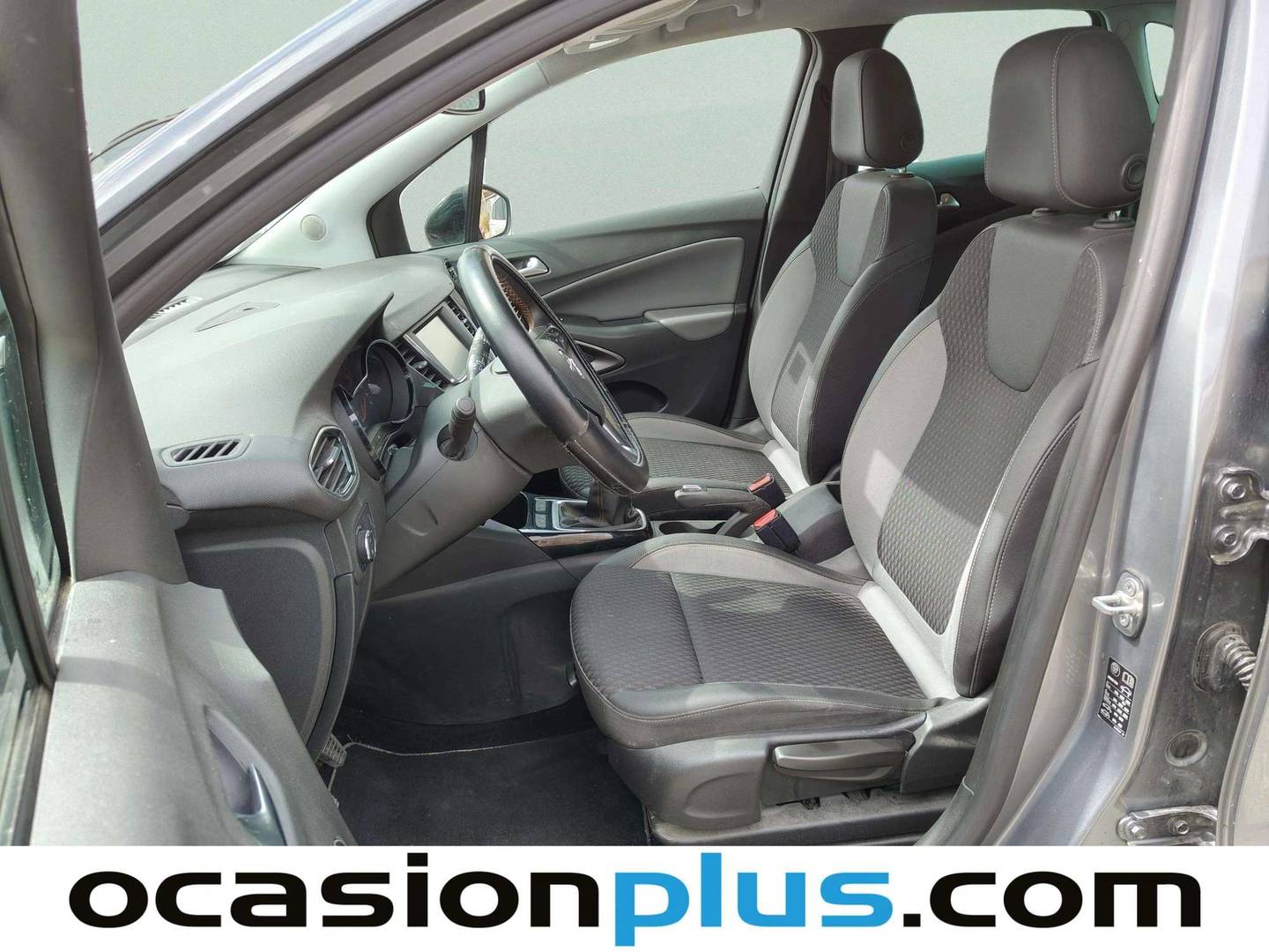 Foto asientos delanteros Opel Crossland X Opel Crossland X 1.2 Turbo S&S ecoTEC Excellence (110 CV)