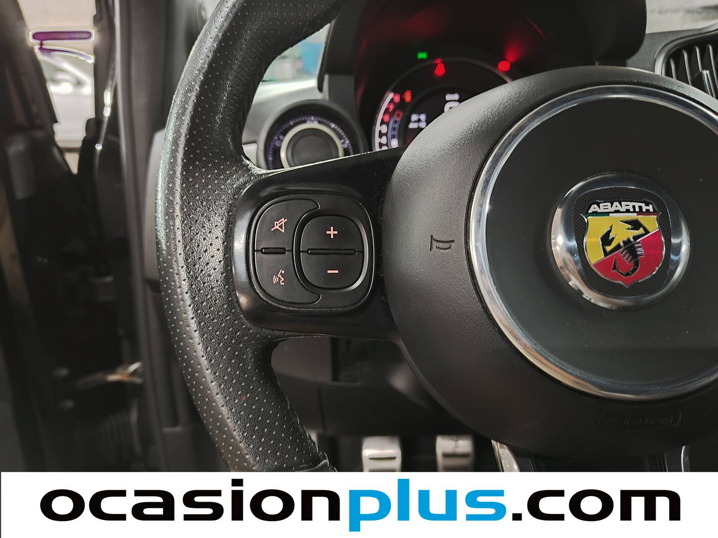 Abarth 500 Abarth 500 1.4 16v T-Jet 595 (165 CV) seminuevo