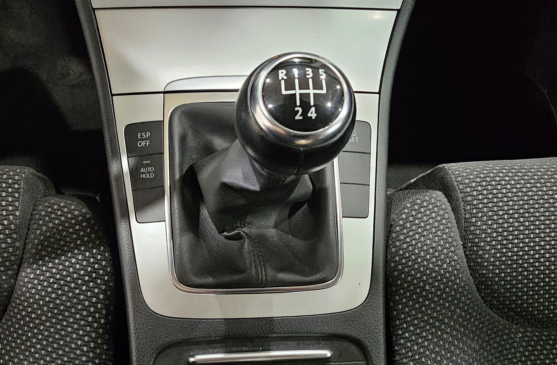 Volkswagen Passat Advance Plus 2.0 TDI DPF - foto 5