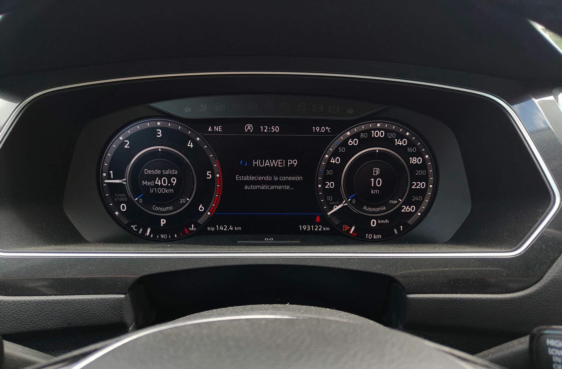 Volkswagen Tiguan Sport 2.0 TDI 4Motion DSG - foto 28