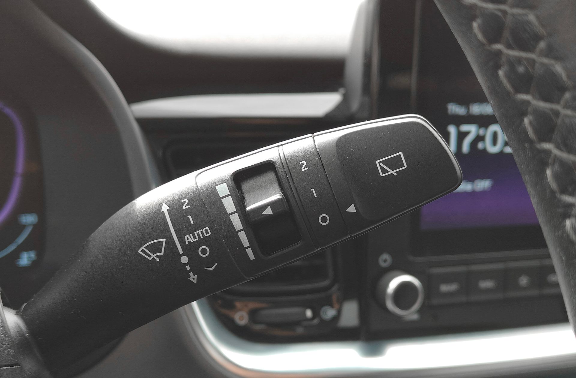 Kia Stonic 1.0 T-GDi Drive DCT - foto 28