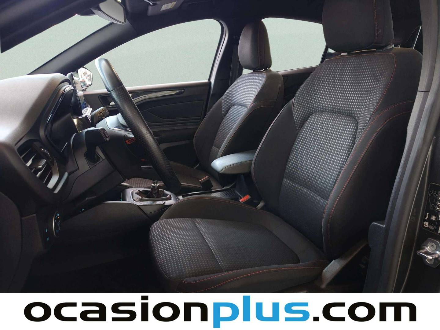 Foto asientos delanteros Ford Focus Ford Focus 1.0 Ecoboost MHEV ST-Line X (125 CV)