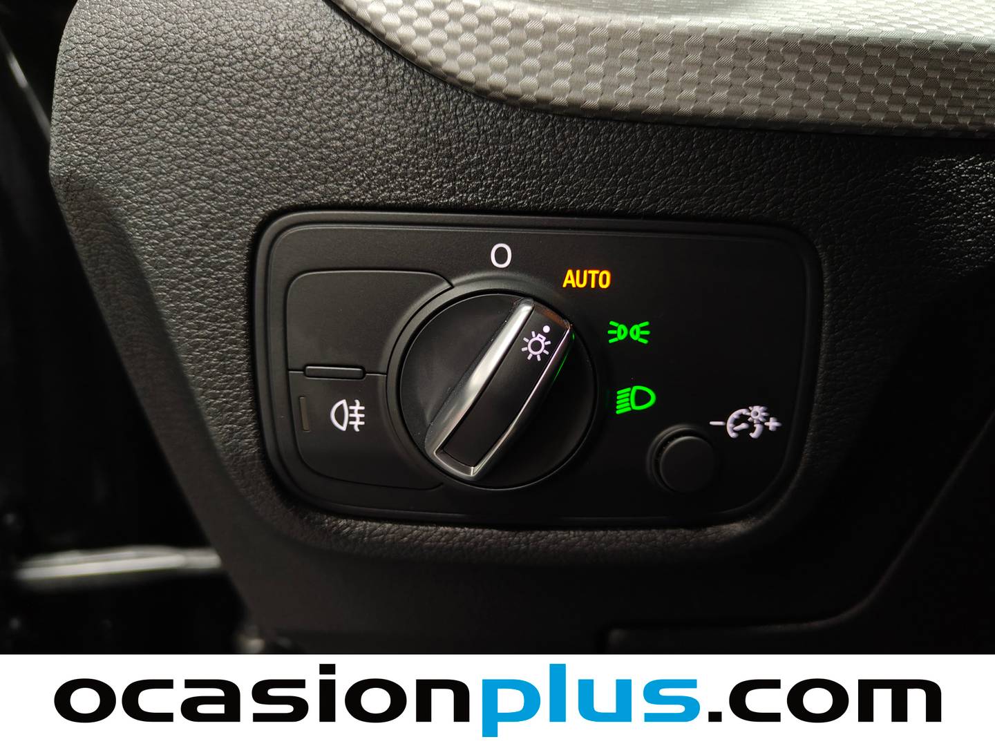 Foto Audi Q2 Audi Q2 S line 30 TFSI 81 kW (110 CV)