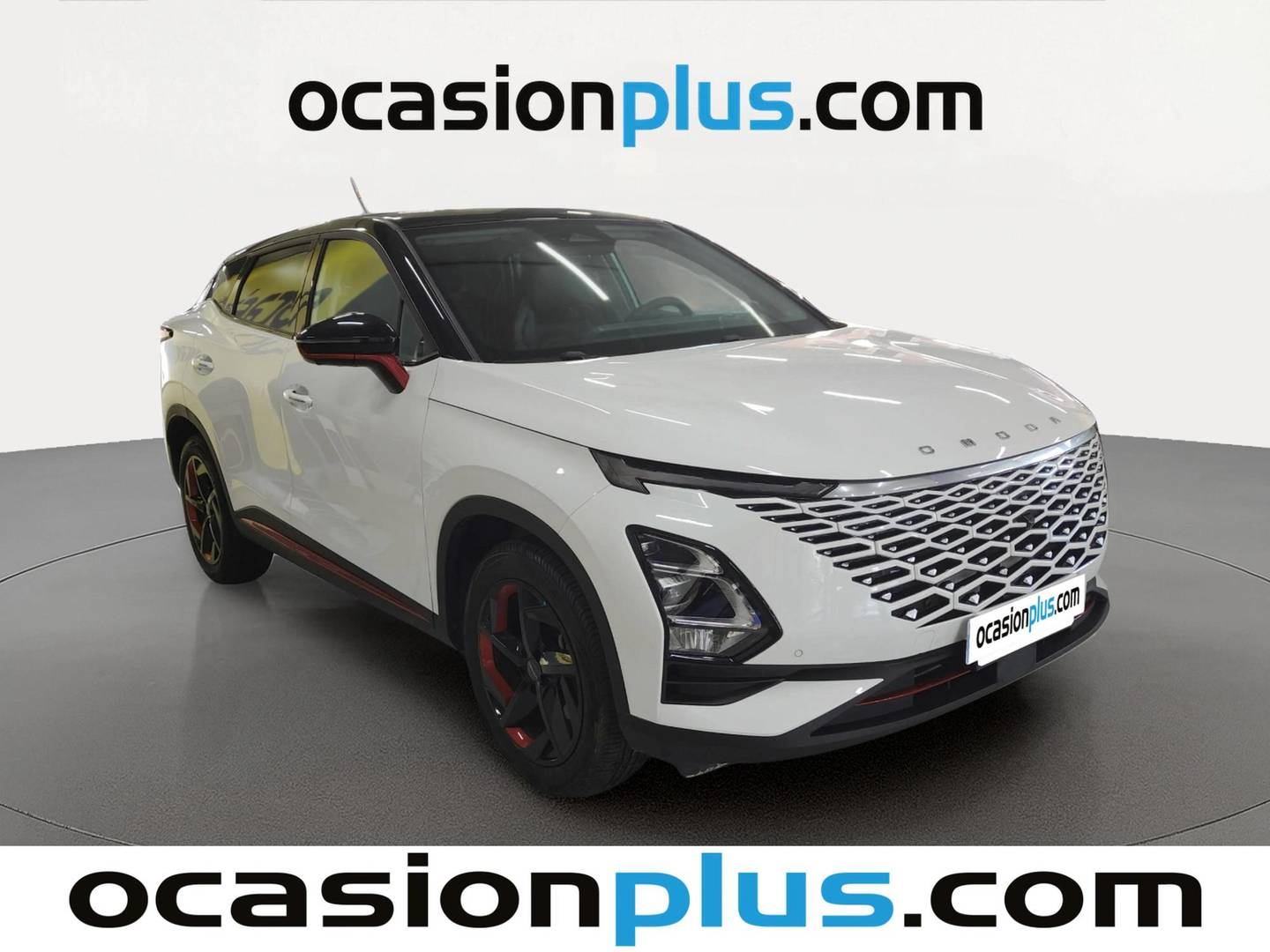 Foto delantera OMODA 5 OMODA 5 1.6 T-GDI Premium DCT (185 CV) derecha