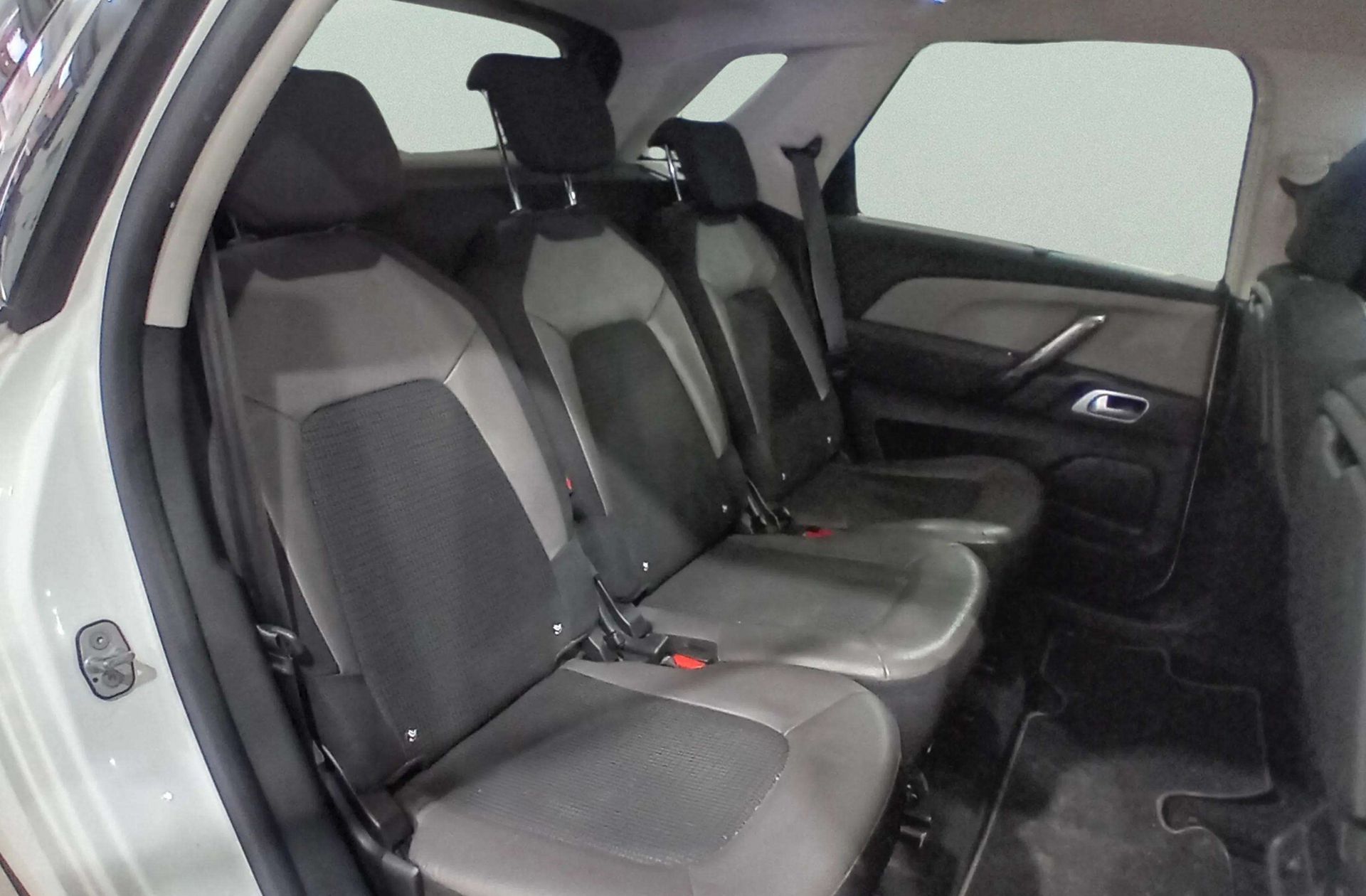 Citroën C4 Picasso BlueHDi 150 Shine - foto 16