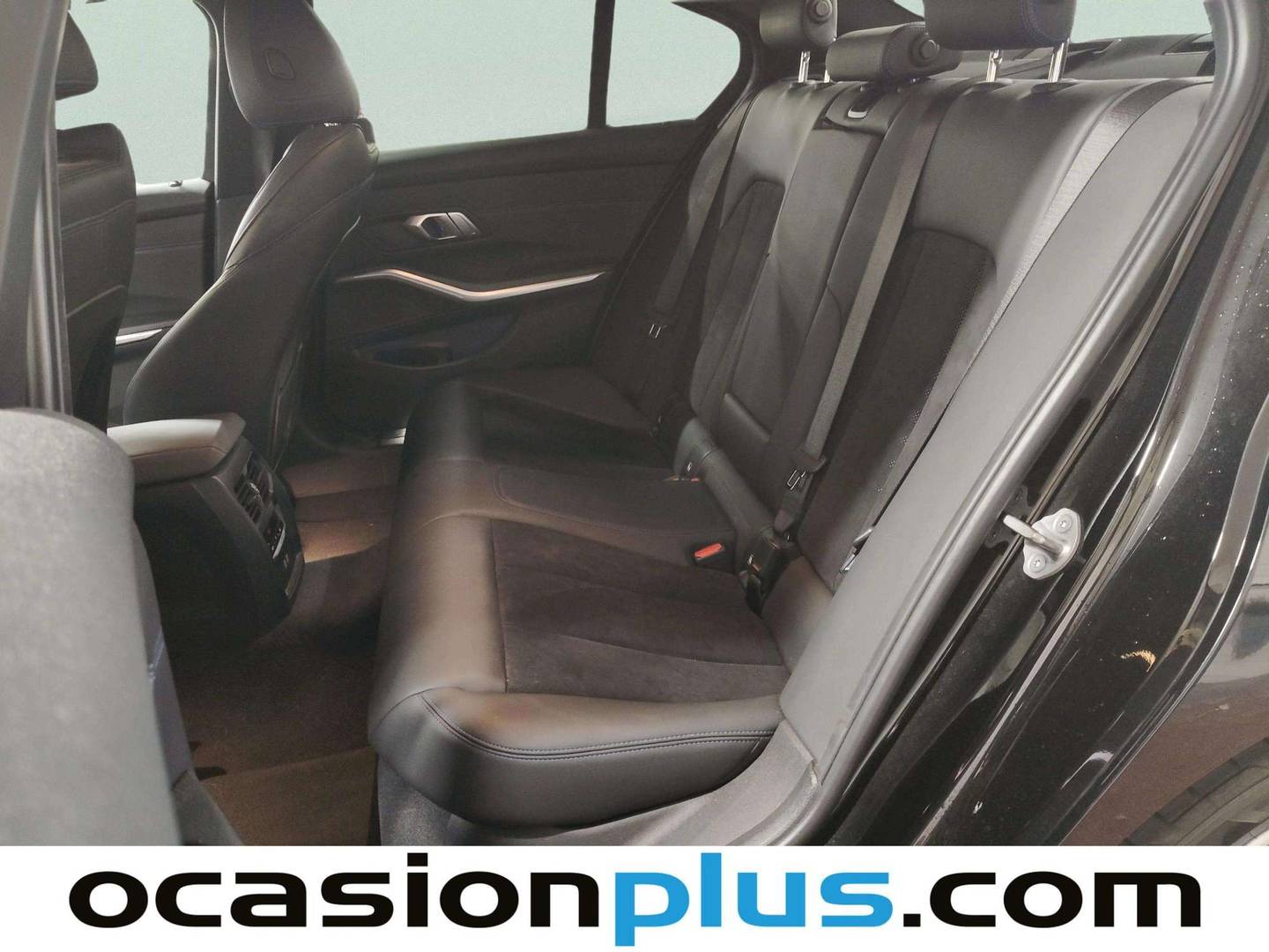 Foto asientos traseros BMW Serie 3 BMW Serie 3 318d (150 CV) Pack M