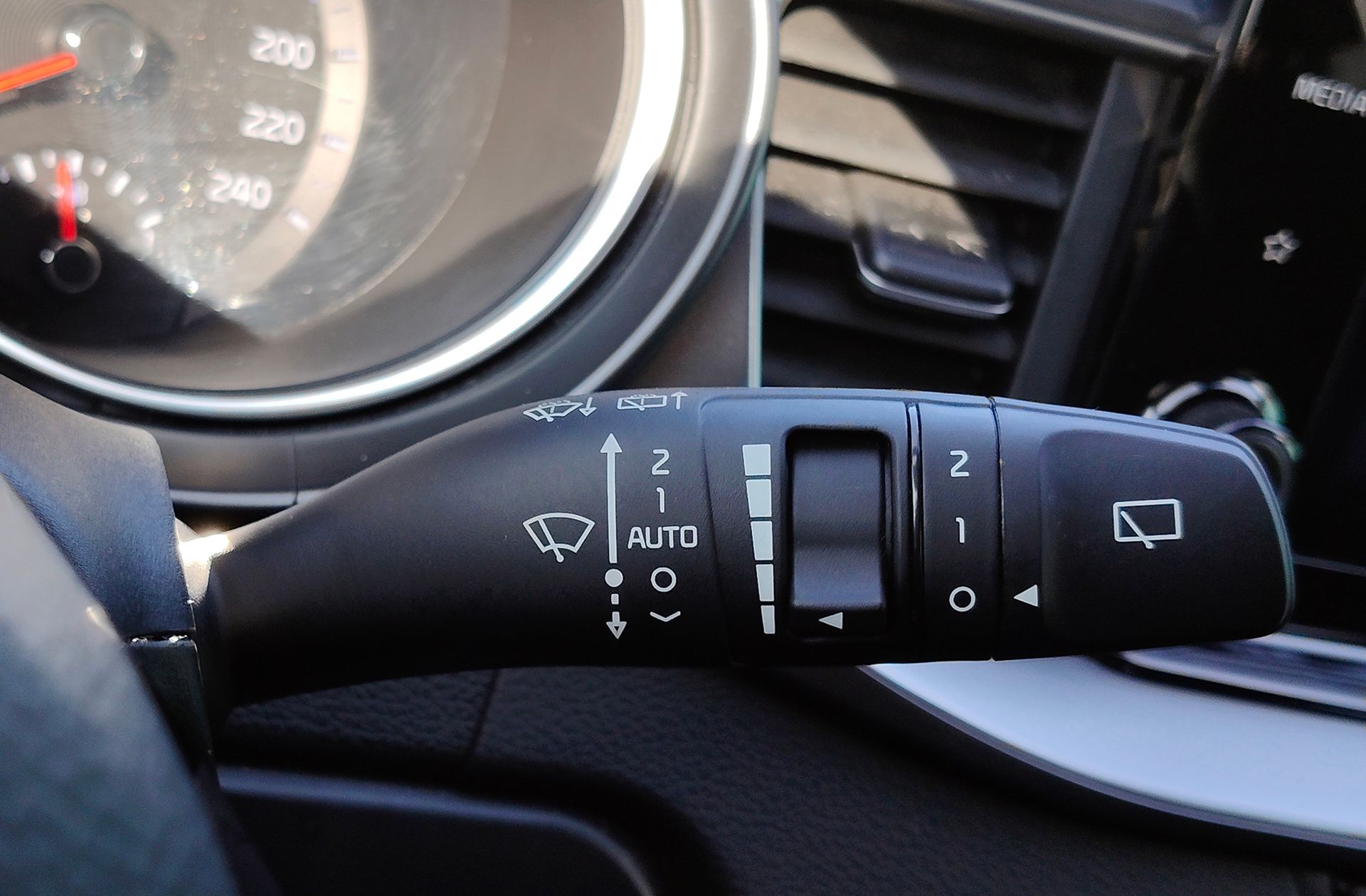 Kia Ceed 1.6 MHEV iMT Drive - foto 26