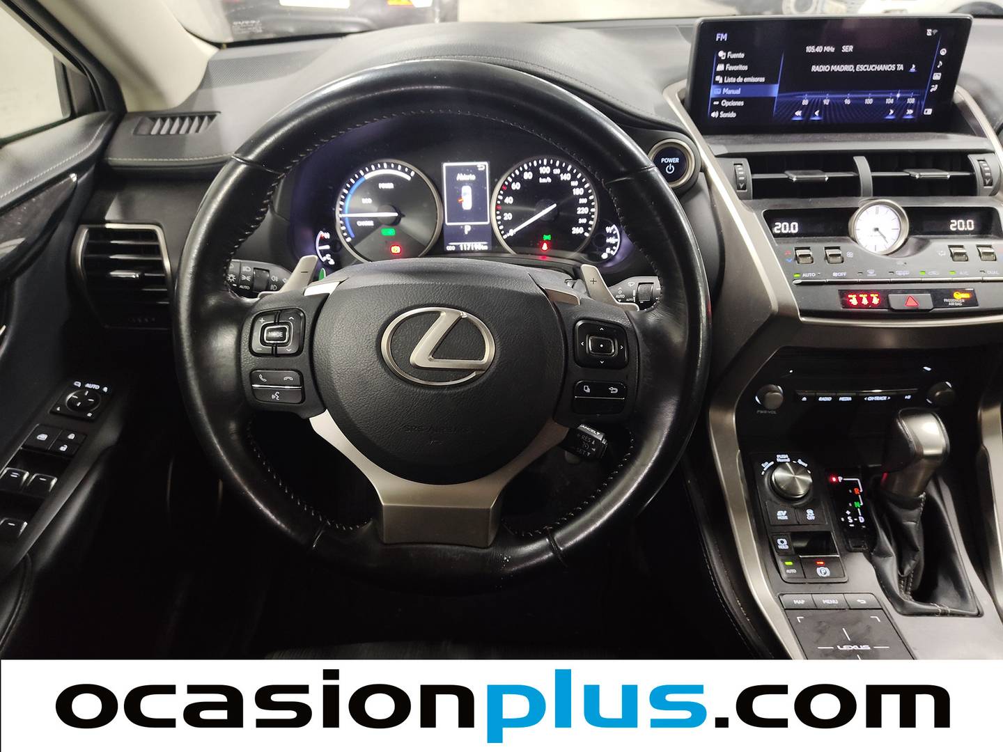 Lexus NX Lexus NX 300h Business 2WD (197 CV) automático
