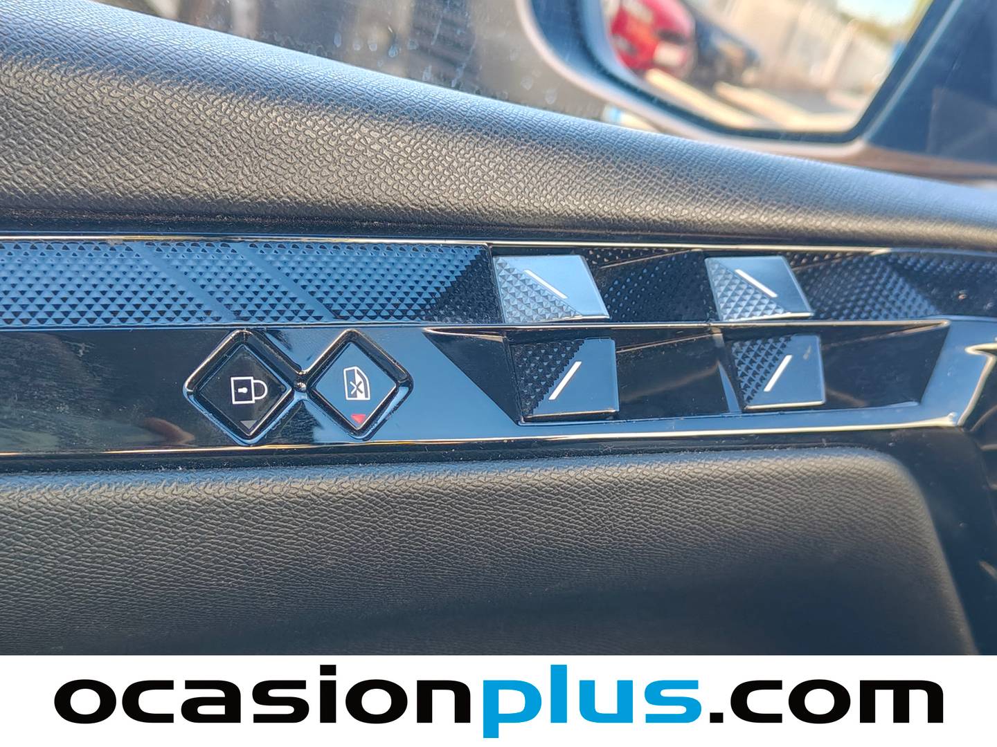 DS DS 4 DS DS4 PureTech 130 Bastille + Auto (130 CV) automático