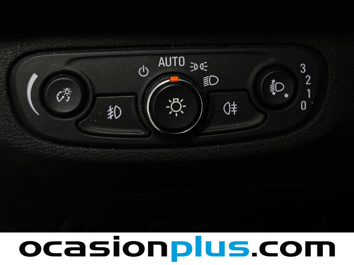 Foto Opel Mokka X Opel Mokka X 1.4 T S&S Selective 4x2 (140 CV)