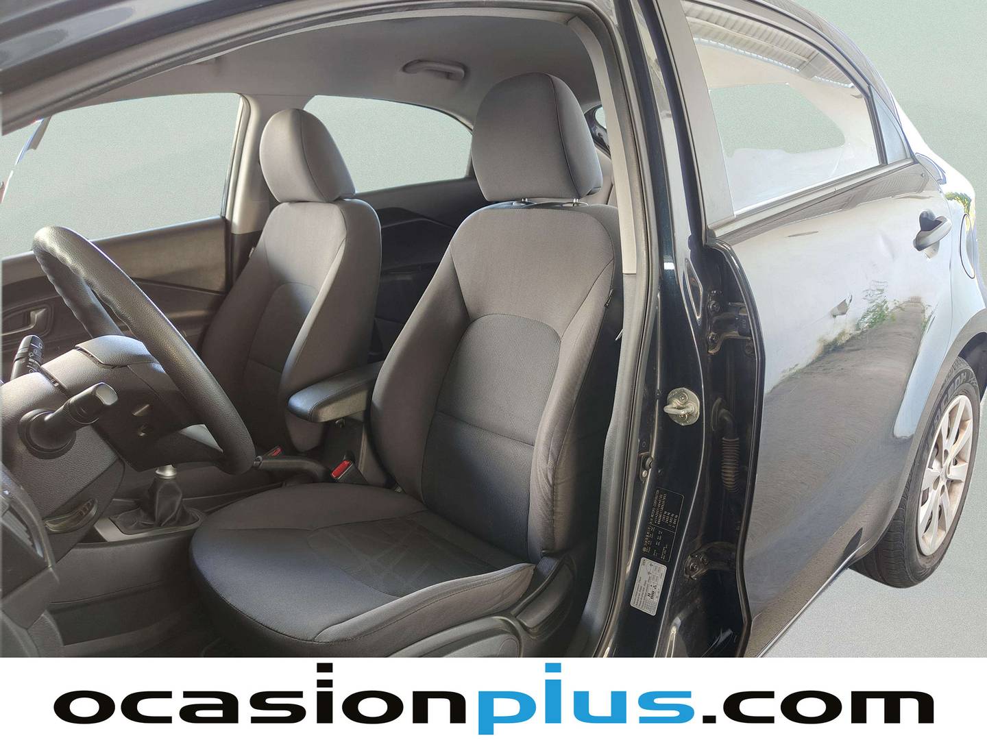 Foto asientos delanteros KIA Rio KIA Rio 1.2 CVVT Concept (85 CV)