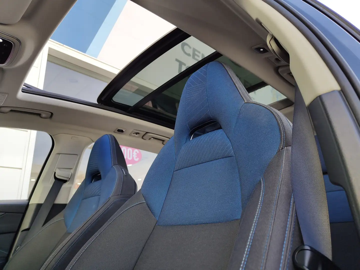 Foto Lynk & Co 01 Lynk & Co 01 1.5 HEV (197 CV)