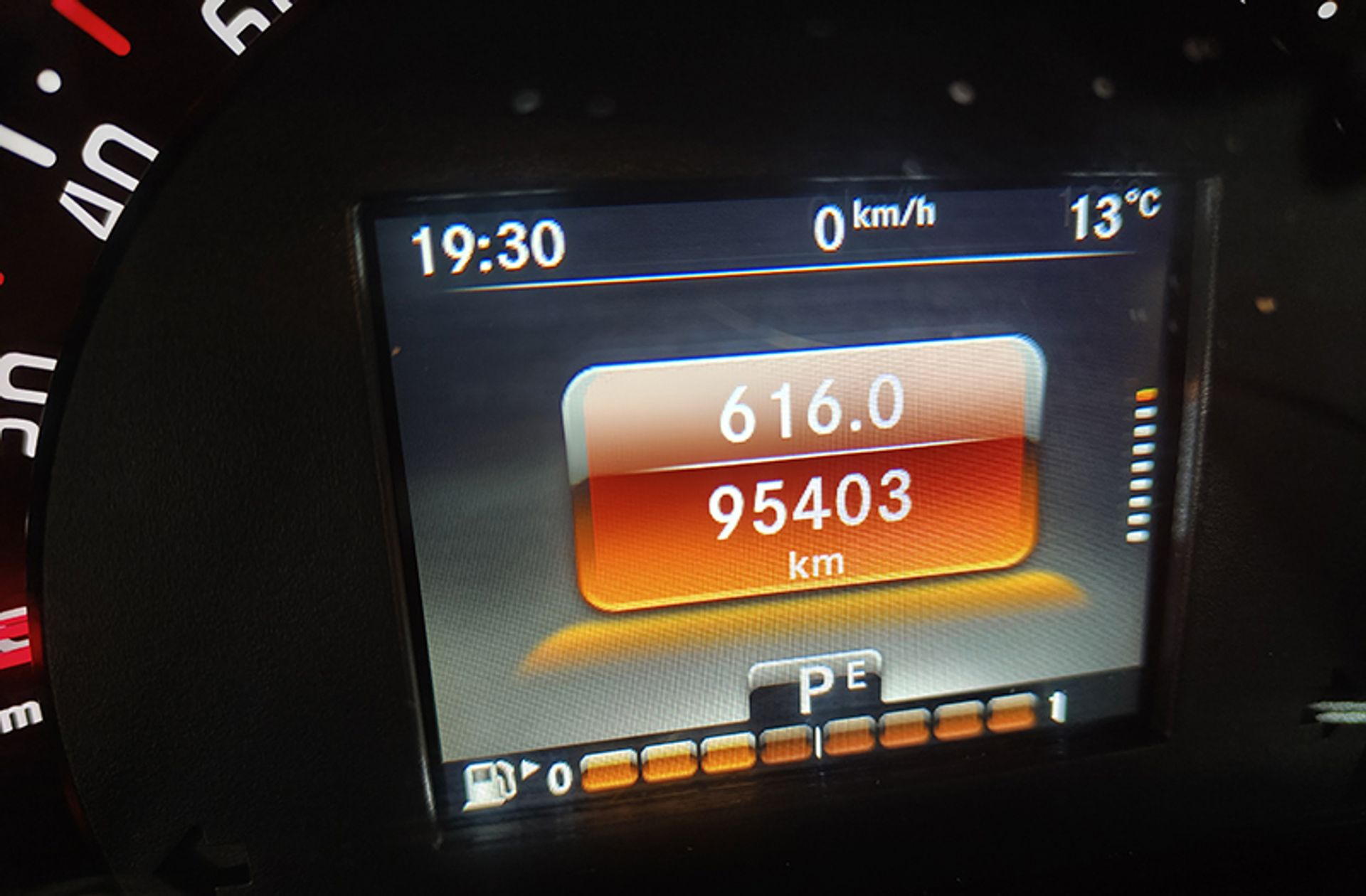 smart forfour Brabus - foto 12