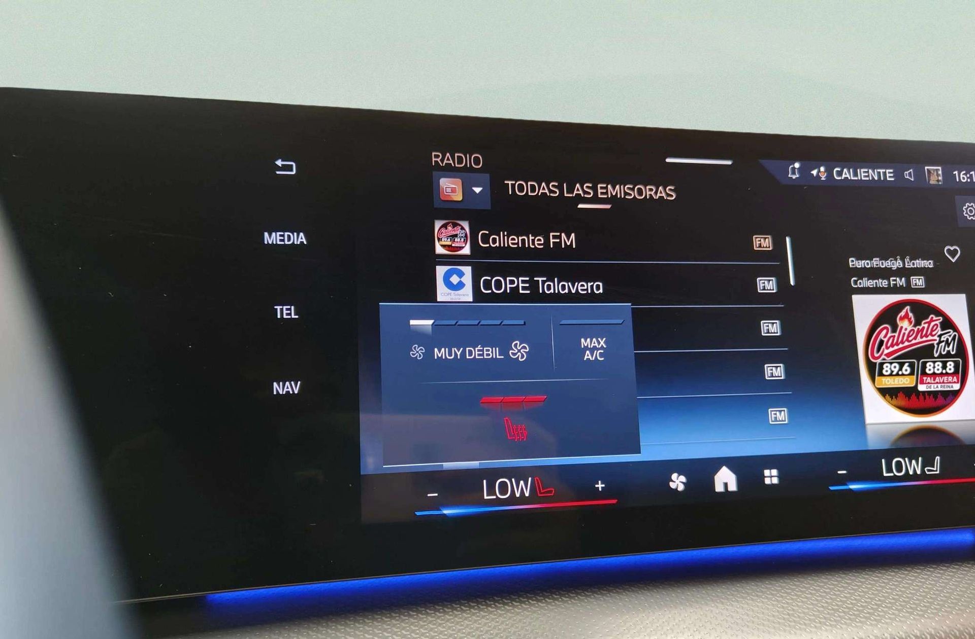 BMW X2 sDrive18d Pack M - foto 9