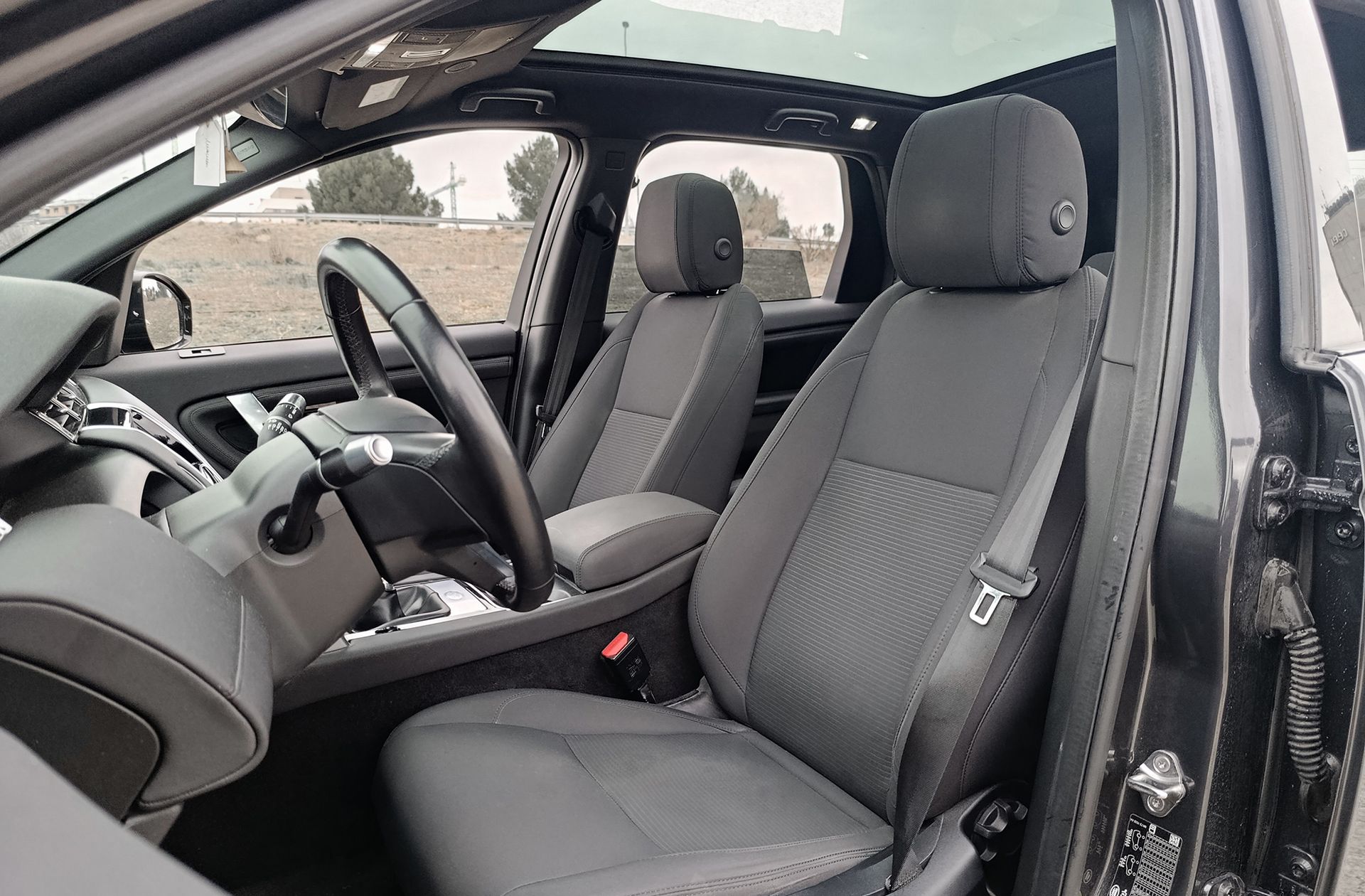Land Rover Discovery Sport 2.0D eD4 Standard PS FWD - foto 11