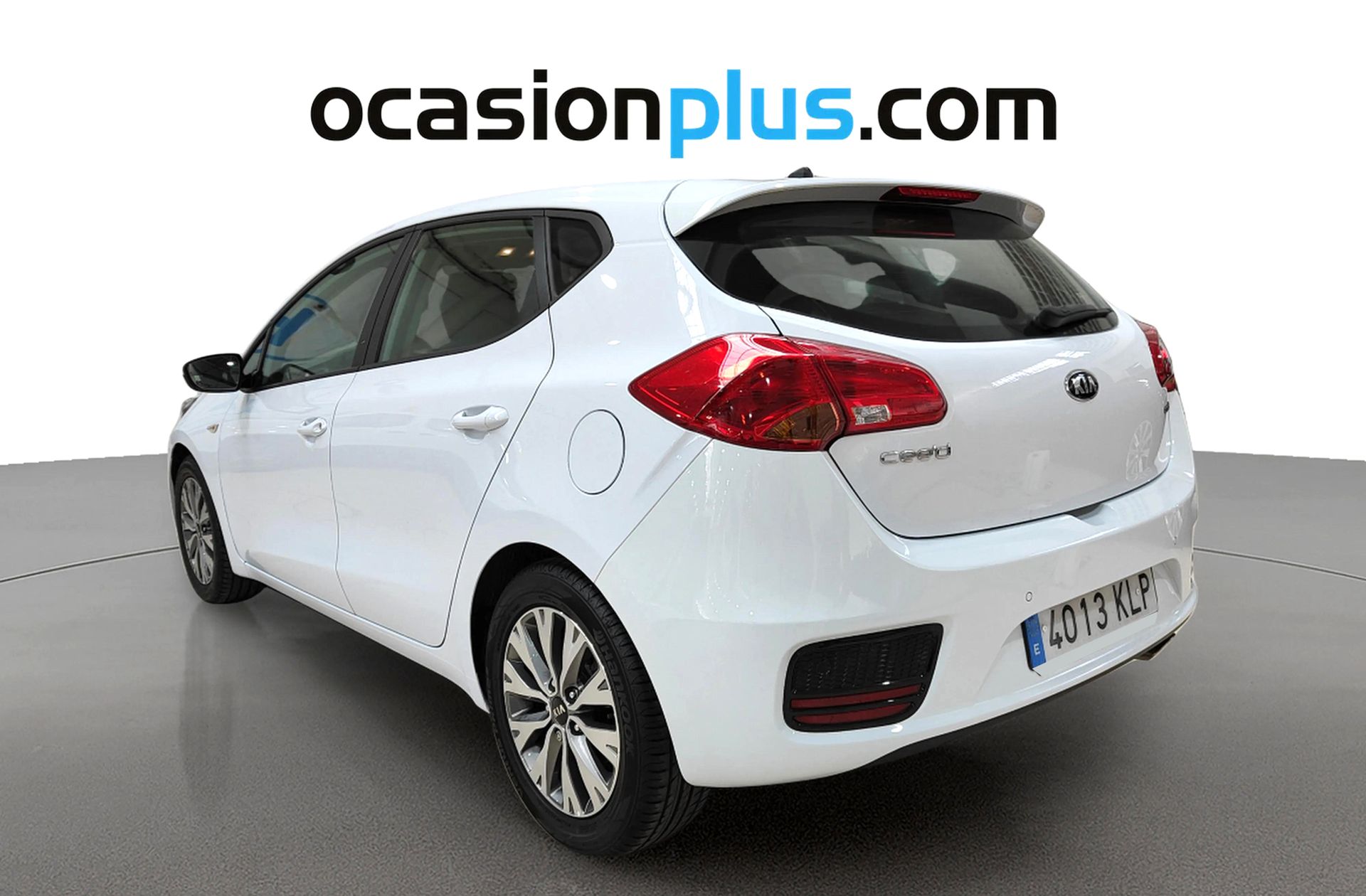 Kia Ceed 1.4 CRDi WGT Drive - foto 3