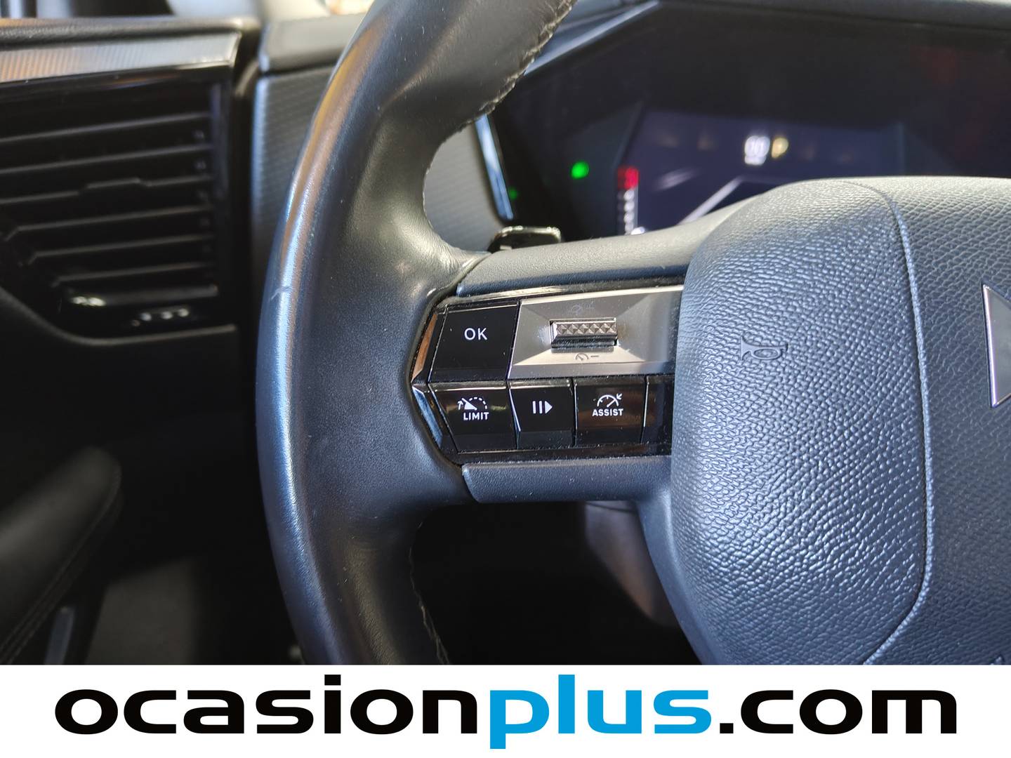 Foto DS DS4 DS DS4 BlueHDi 130 Trocadero Auto 96 kW (130 CV)