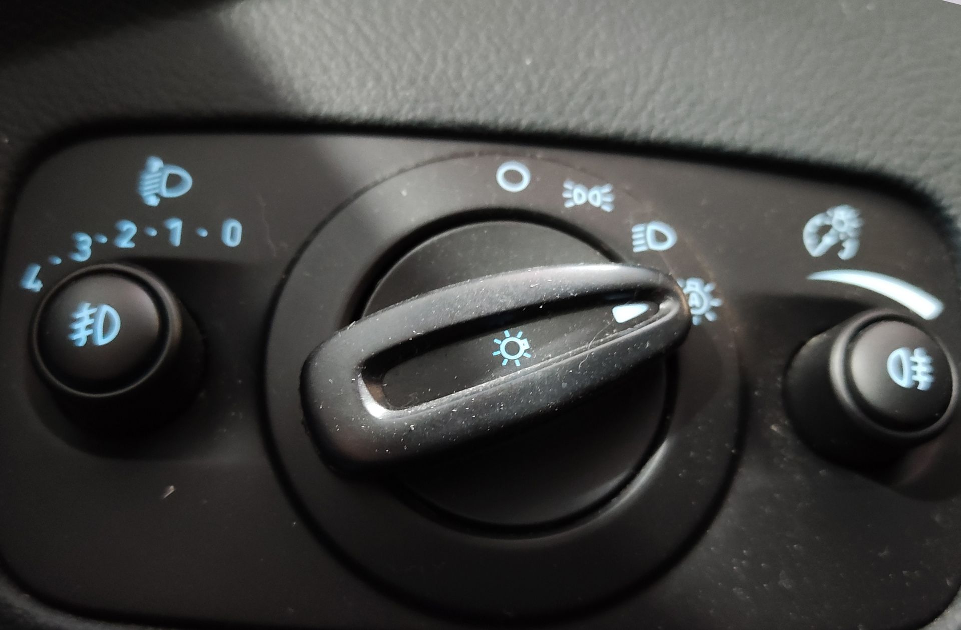 Ford C-Max 1.0 EcoBoost Trend - foto 7