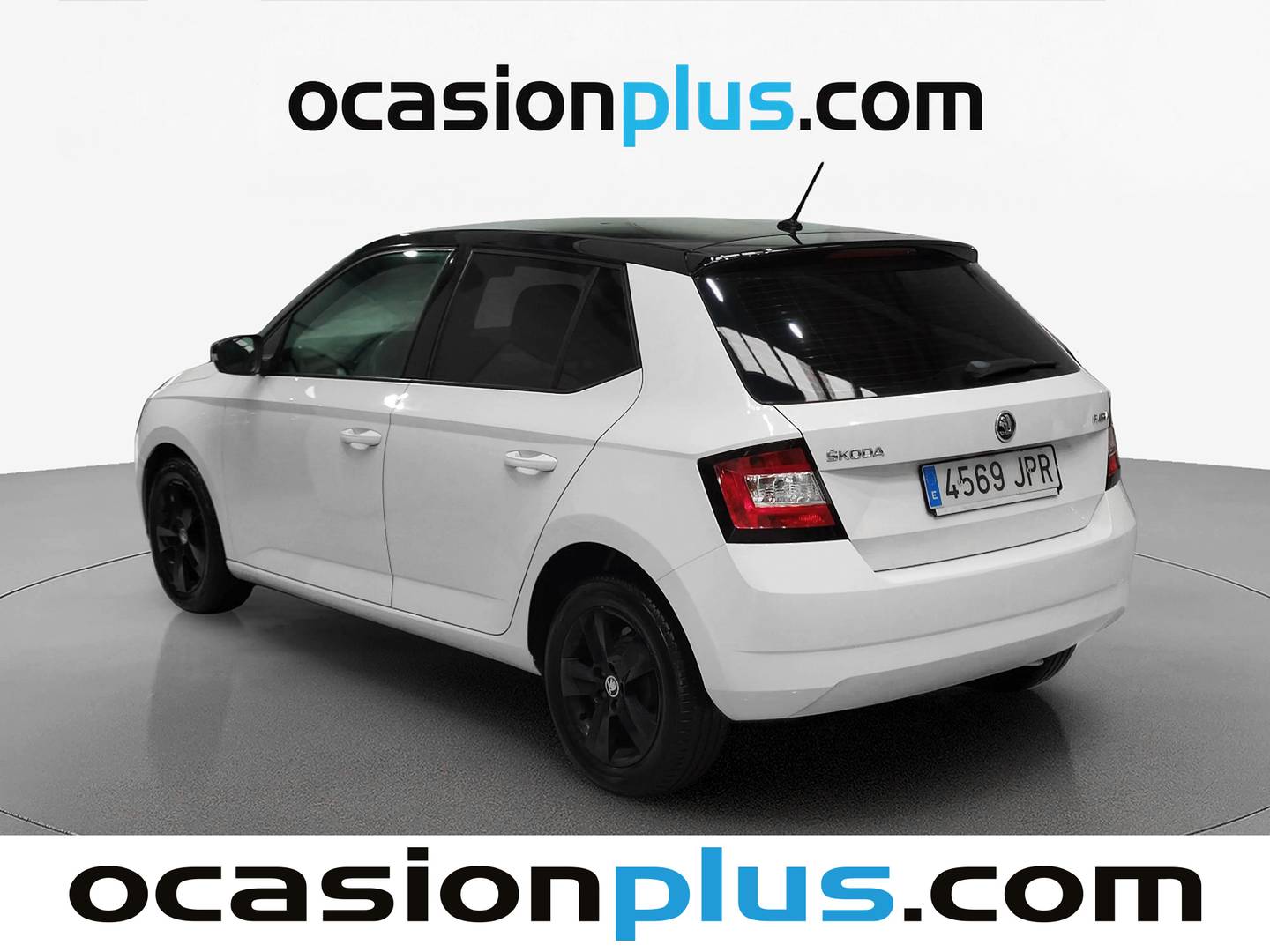 Foto trasera Skoda Fabia Skoda Fabia 1.0 MPI Ambition (75 CV) izquierda