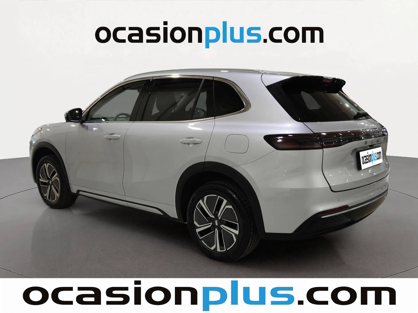 Foto trasera Geely Starray EM-i Geely Starray EM-i 1.5 PHEV PRO (262 CV) izquierda