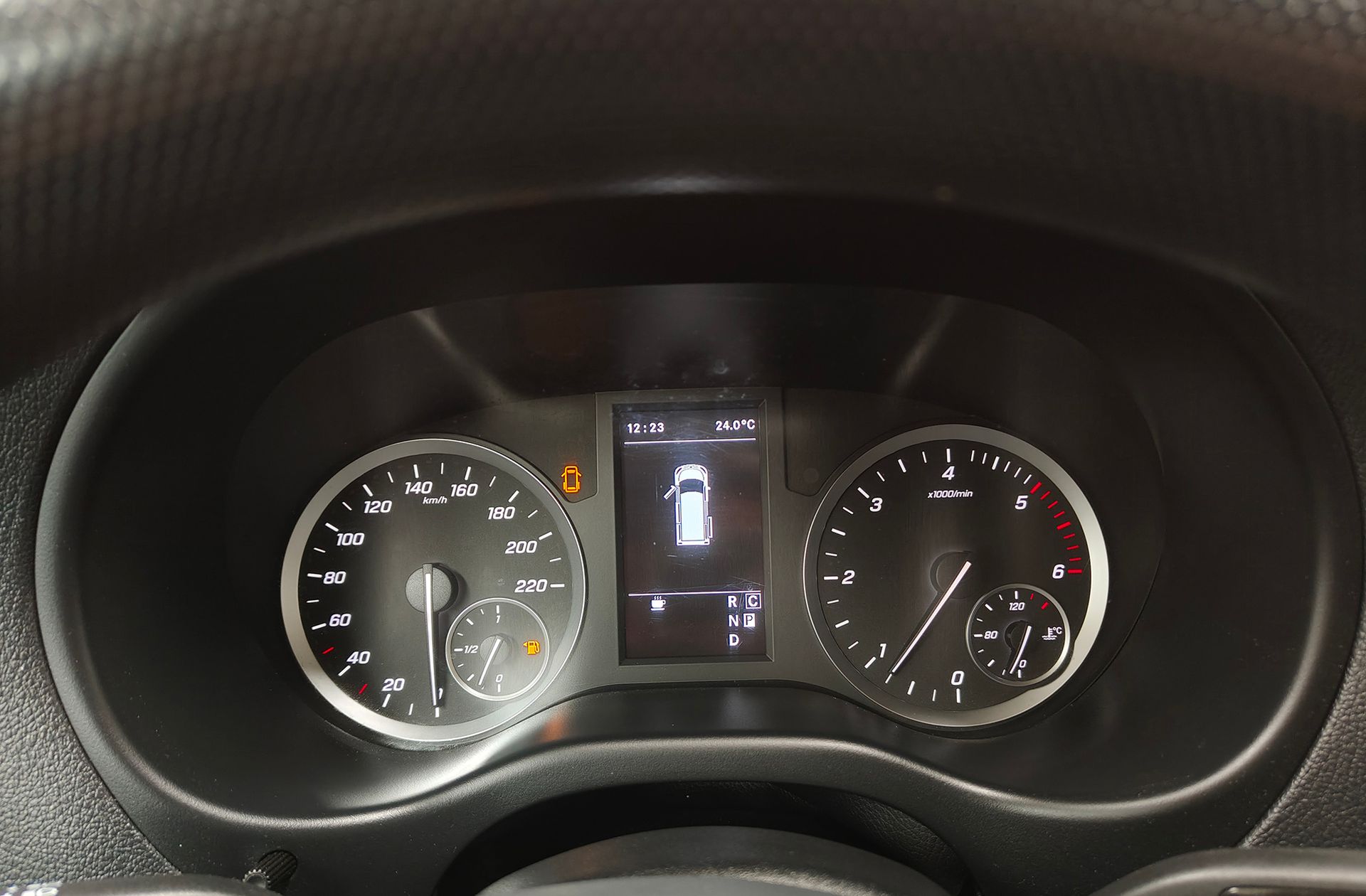 Mercedes-Benz Vito Furgon 114 CDI Pro larga - foto 19