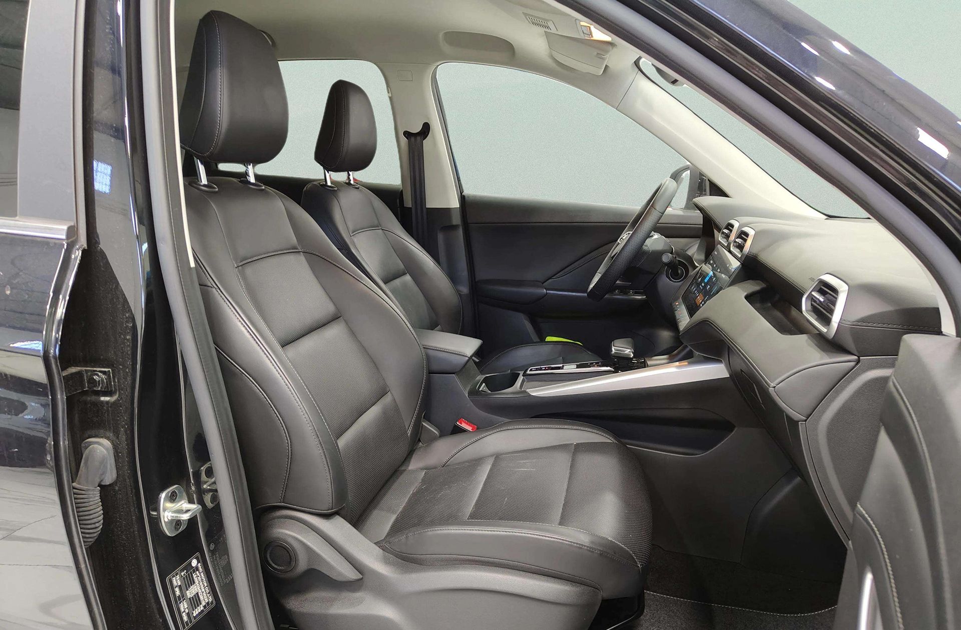 MG ZS 1.5 Hybrid+ Luxury - foto 17