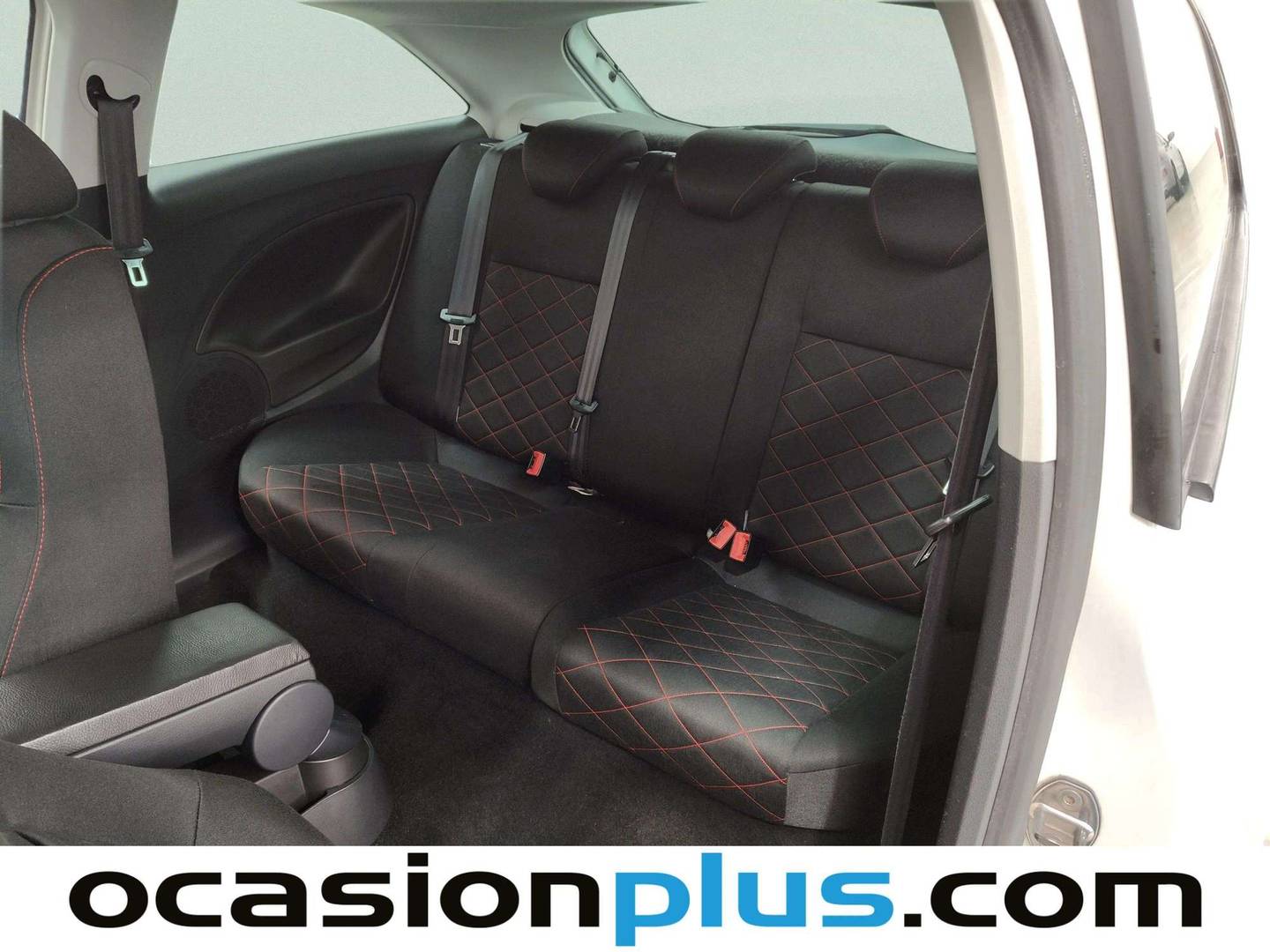 Foto asientos traseros Seat Ibiza Seat Ibiza SC 2.0 TDI CR FR Bocanegra (143 CV)