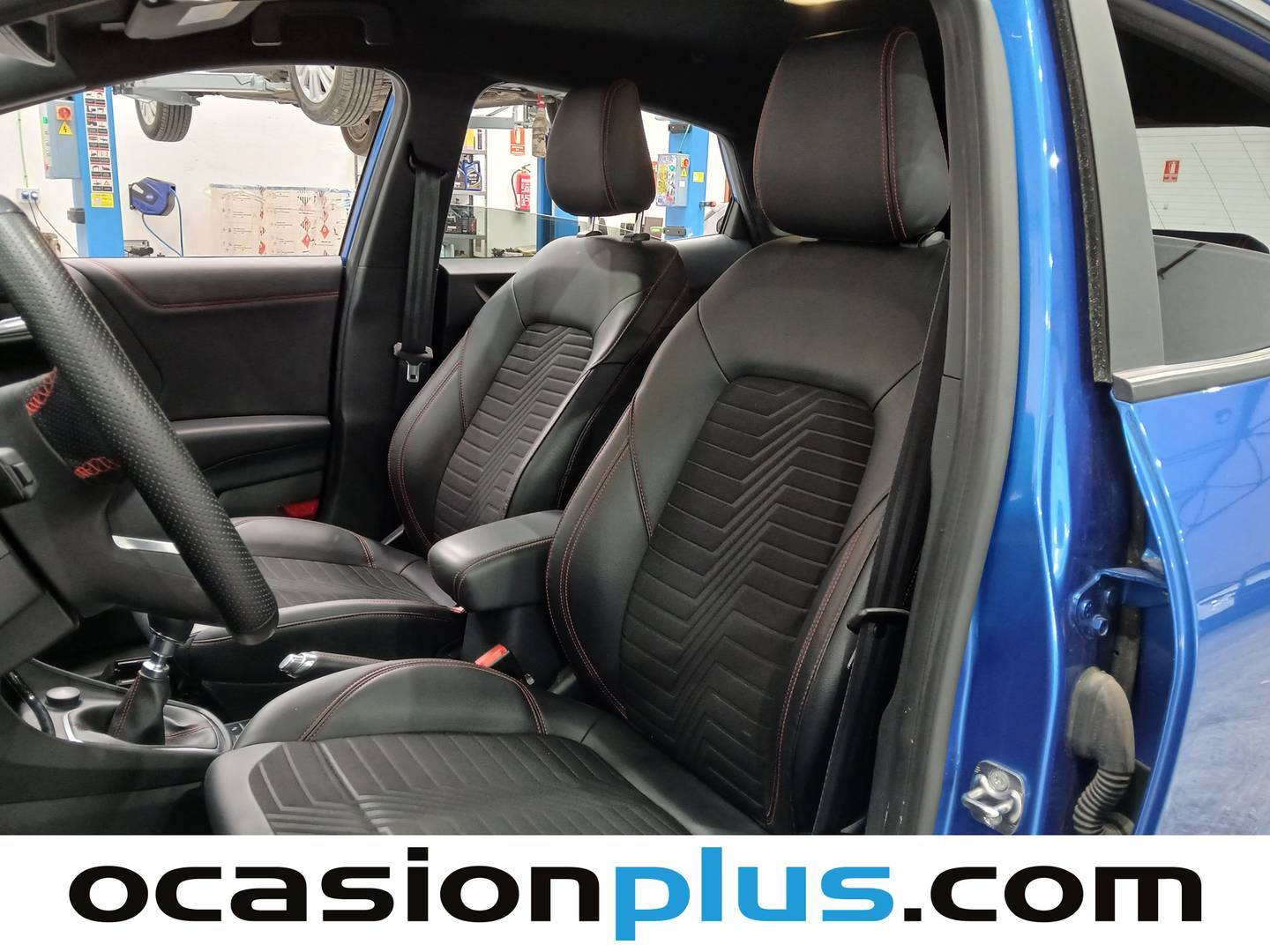 Foto Ford Puma Ford Puma 1.0 EcoBoost MHEV ST-Line X  (125 CV)