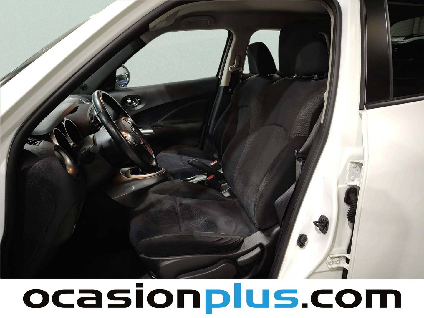 Foto Nissan JUKE Nissan Juke 1.6 Acenta Connect 4X2 (117 CV)