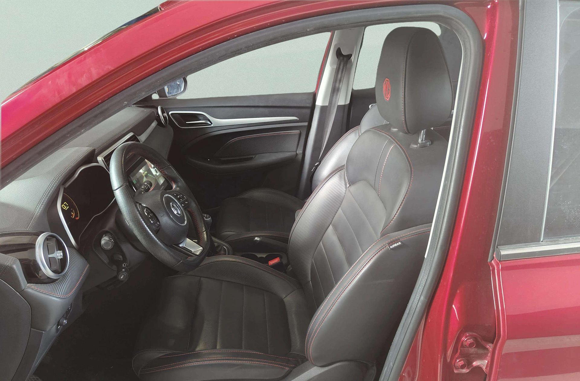 MG ZS 1.5 Luxury - foto 12