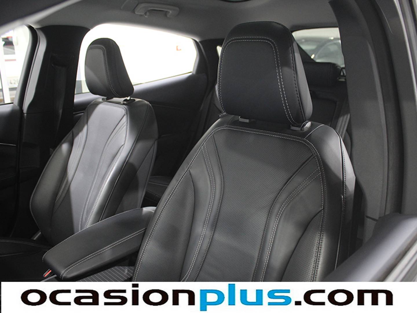 Foto Ford Mustang Mach-E Ford Mustang Mach-E Base Rango Estandar RWD (269 CV)