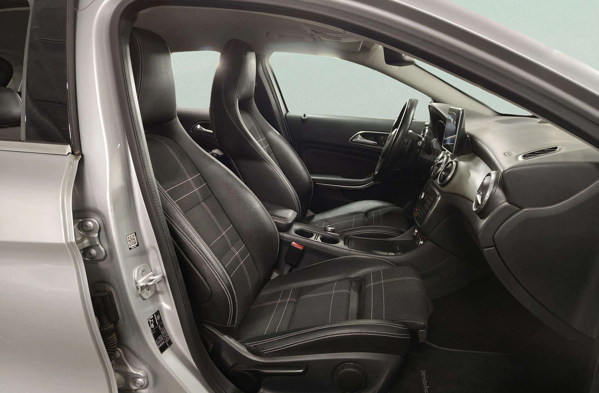 Mercedes-Benz GLA 220 d Style - foto 18