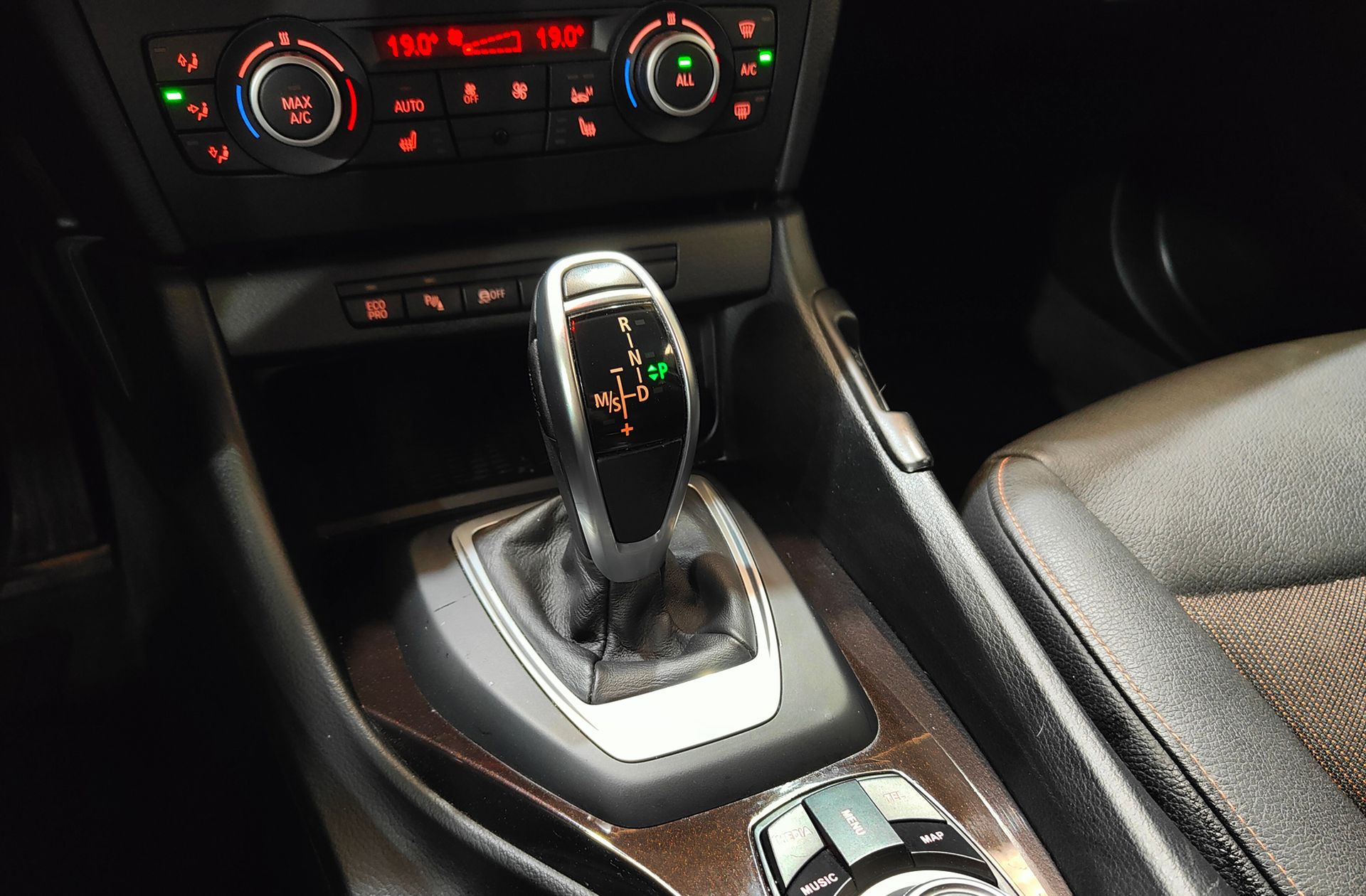 BMW X1 sDrive16d - foto 5