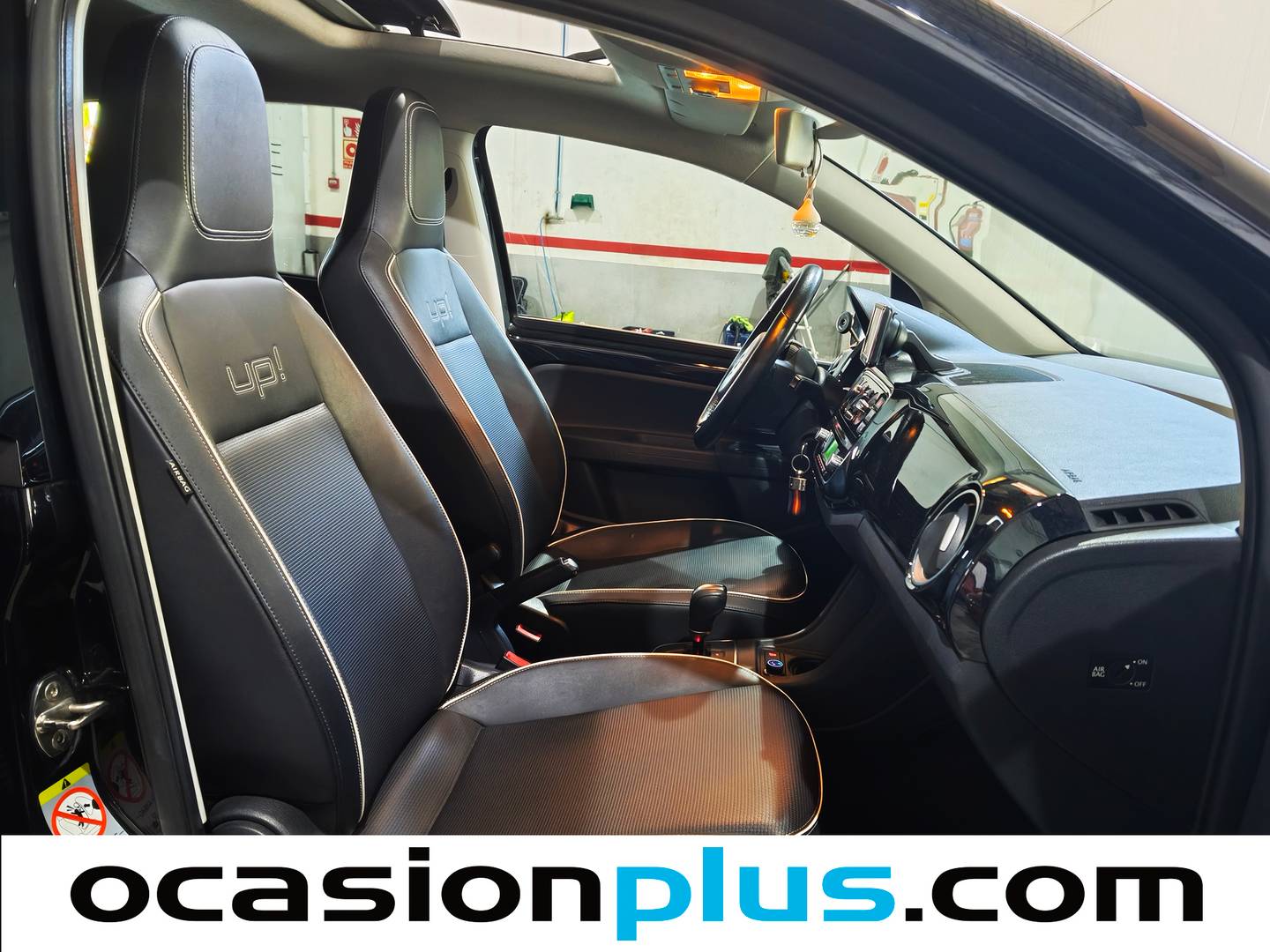 Volkswagen up! Volkswagen Up High up! 1.0 ASG (75 CV) gasolina